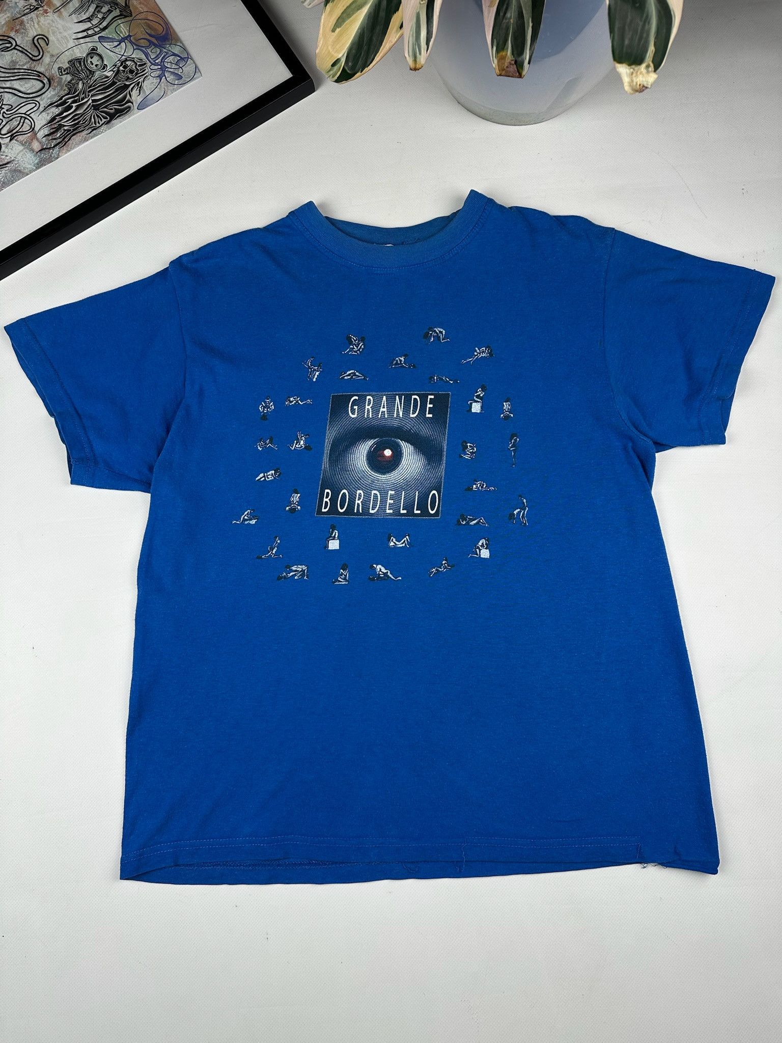 Sex Skateboards Vintage GRANDE BORDELLO Pornstar Sex Position Erotic T-Shirt Size US S / EU 44-46 / 1 - 1 Thumbnail