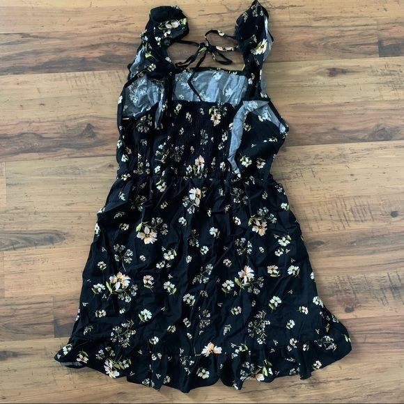 Other Wild Fable Black Floral Ruffle Sleeve Mini Dress Medium NWOT Size M / US 6-8 / IT 42-44 - 7 Thumbnail