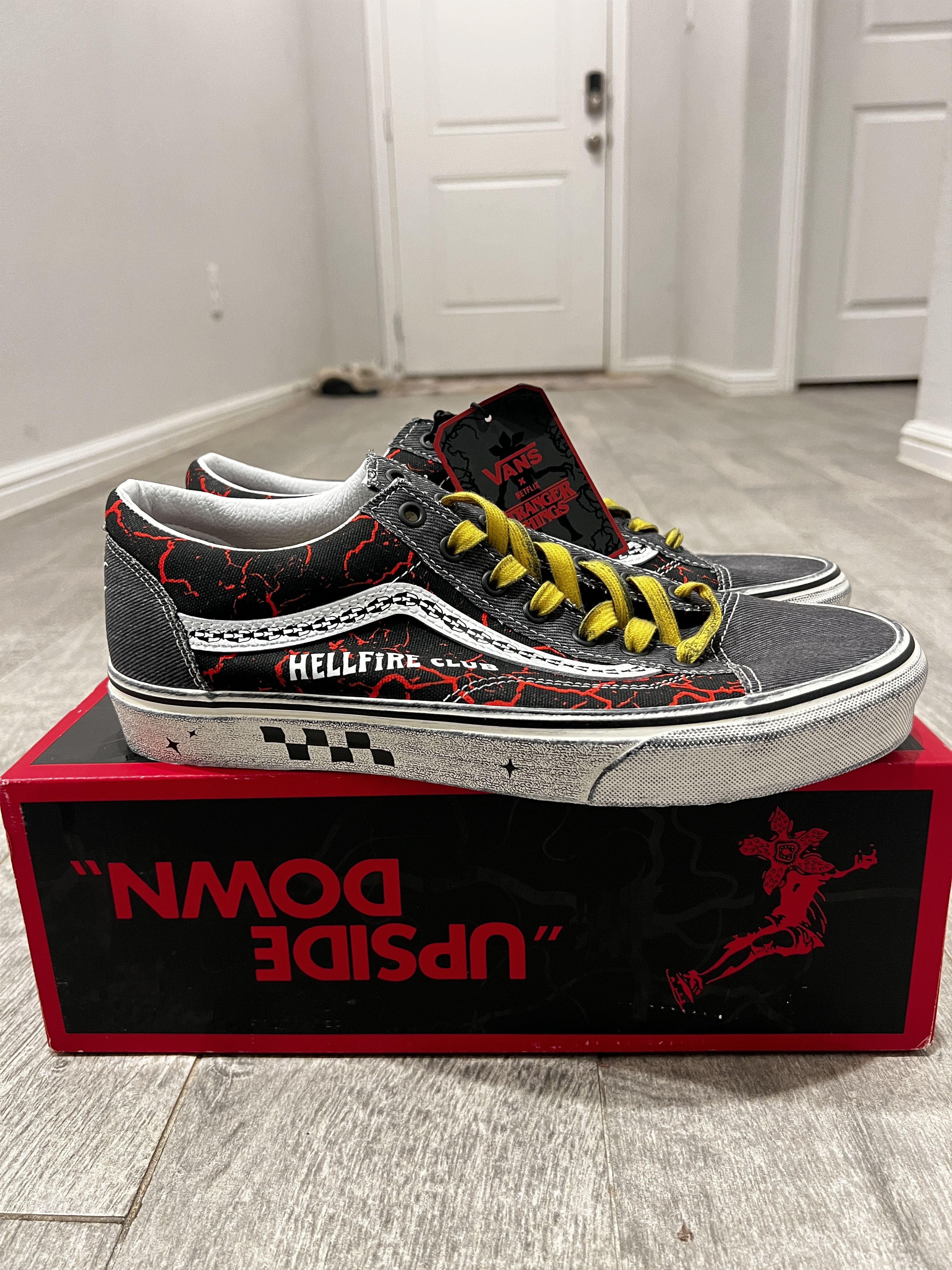 Vans Stranger Things Style 36 “Eddie Munson” Size US 10 / EU 43 - 3 Thumbnail