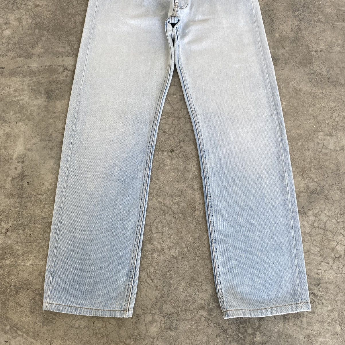 Levi's Size 29x29.5 Vintage Late 80’s Levis 501 Light Blue Jeans Size US 29 - 4 Thumbnail