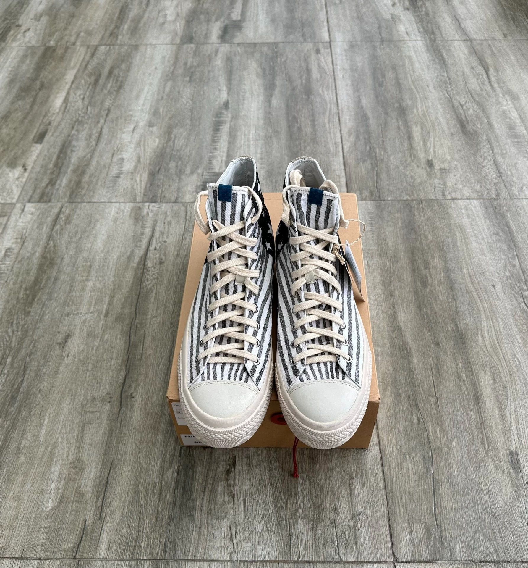 Visvim VISVIM ICT SKAGWAY HI STARS Painted Flag Hi Top US10 Size US 10 / EU 43 - 1 Thumbnail