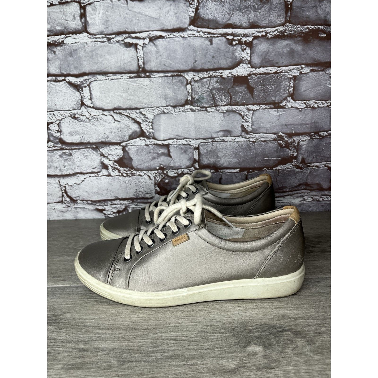 Ecco ECCO Soft 7 Stone Metallic Silver Leather Casual Sneakers Wo Size US 9 / IT 39 - 1 Thumbnail