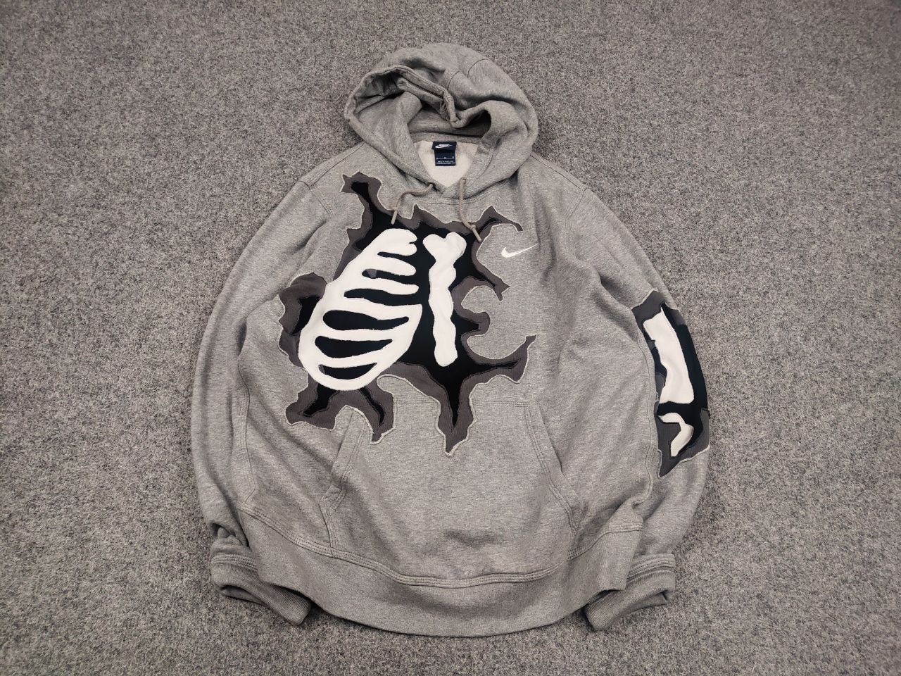 Nike Vintage Nike USA Custom Logo Skeleton Oversized Hoodie Y2K Size US M / EU 48-50 / 2 - 2 Thumbnail