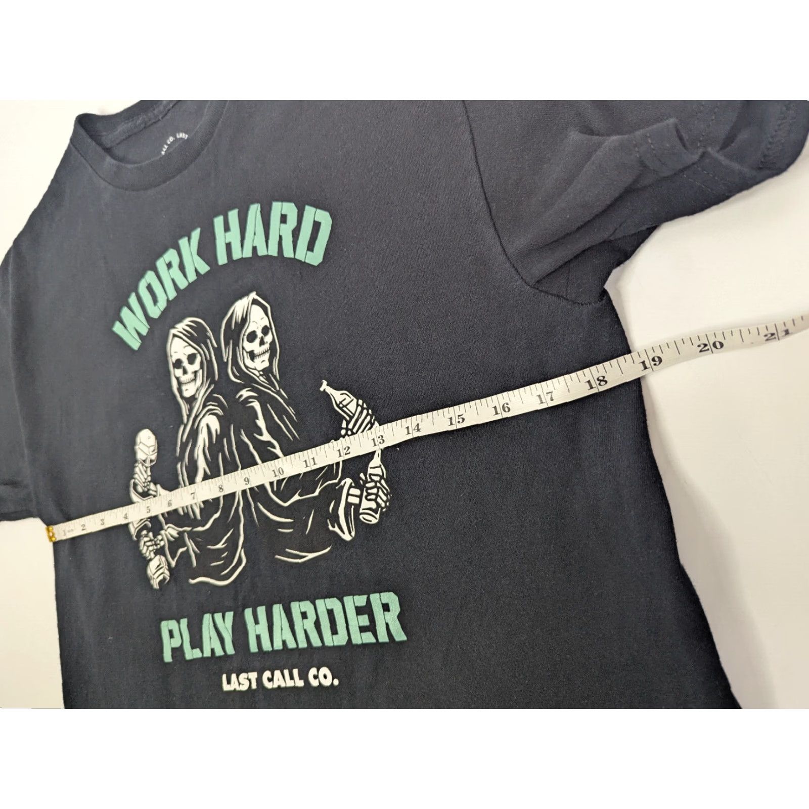 Vintage Last Call Co. T Shirt Men’s Medium Black Short Sleeve Work Hard Play Harder Graphic Print Crew Neck Logo Shirt Mens Black 90s? Size US M / EU 48-50 / 2 - 6 Thumbnail