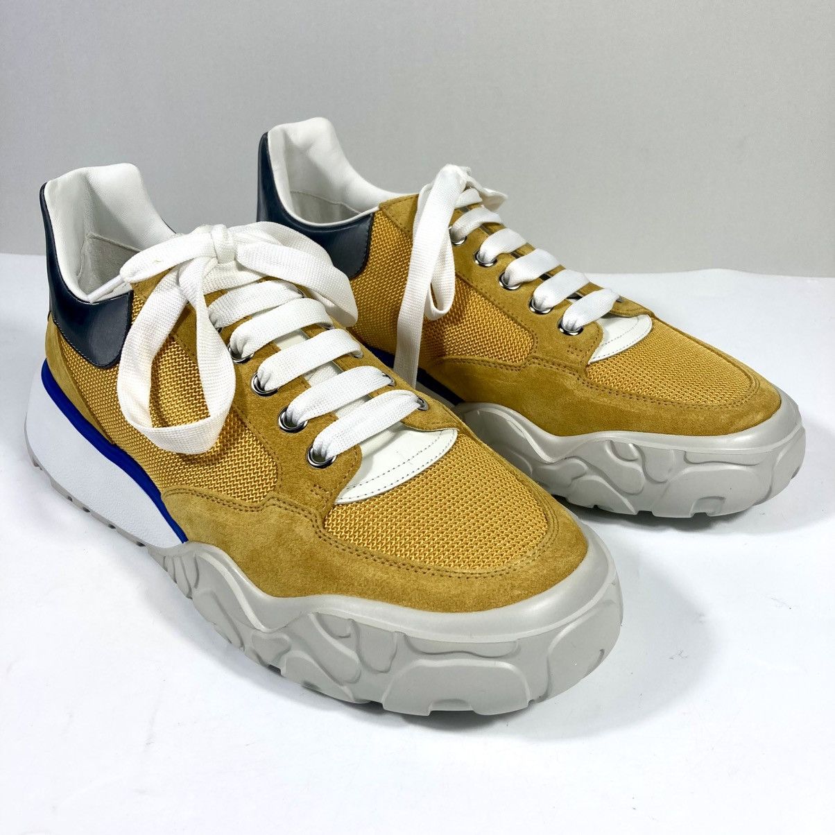 Alexander McQueen Alexander McQueen Mens Court Trainer Sneakers Yellow 43 EU Size US 10 / EU 43 - 14 Thumbnail