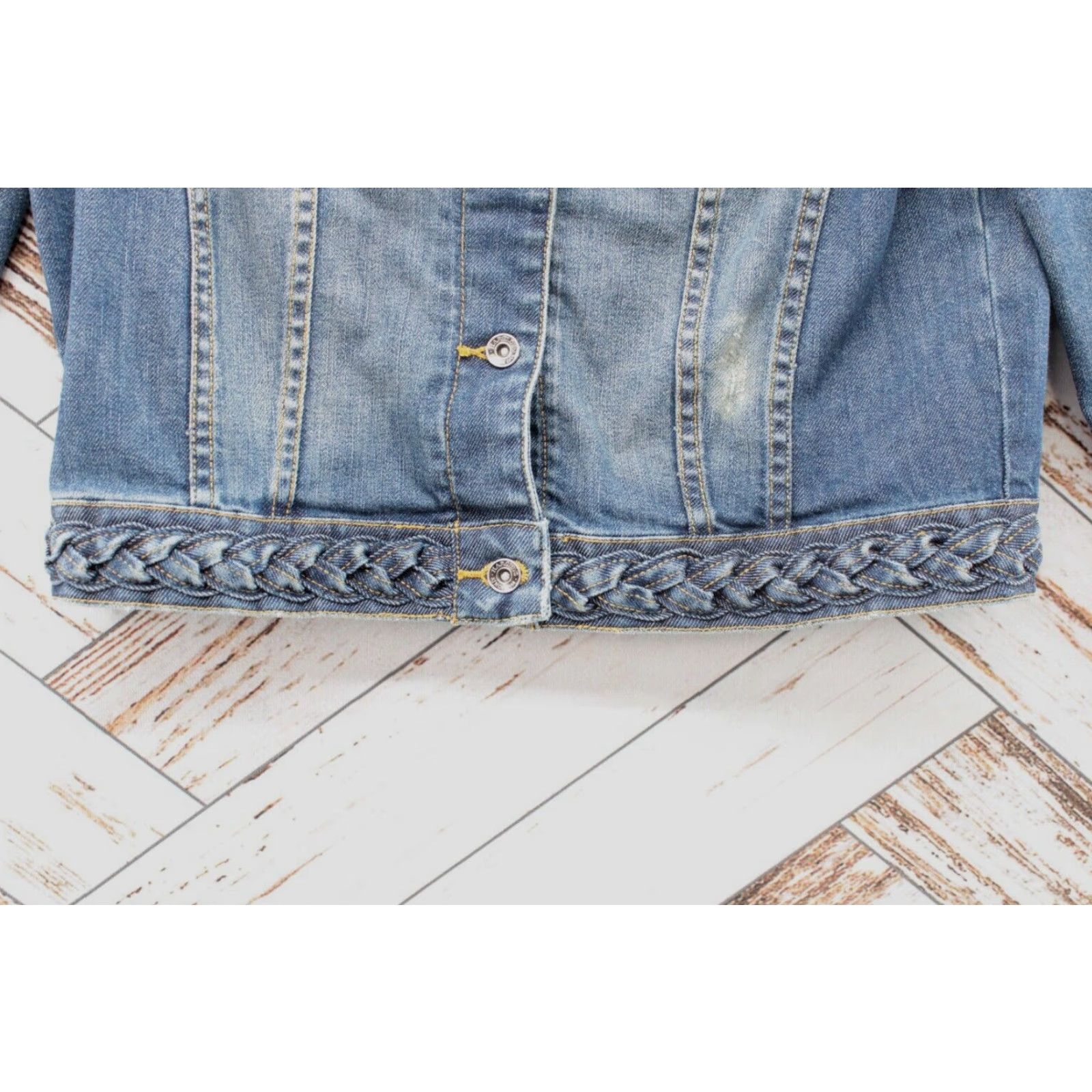 Vintage Harolds Denim Trucker Jacket Womens Medium Rhinestone Studded Cross Cropped Size M / US 6-8 / IT 42-44 - 4 Thumbnail