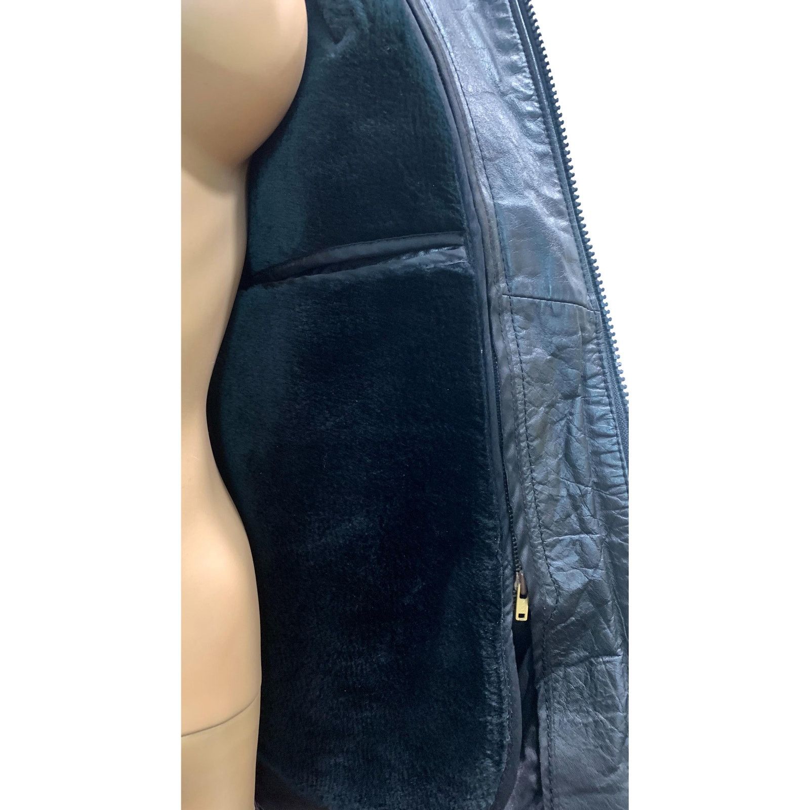 Genuine Leather × Vintage × Wilsons Leather 70s Black Leather Bomber Jacket - Faux Fur Zip Out Lining Size US M / EU 48-50 / 2 - 7 Thumbnail