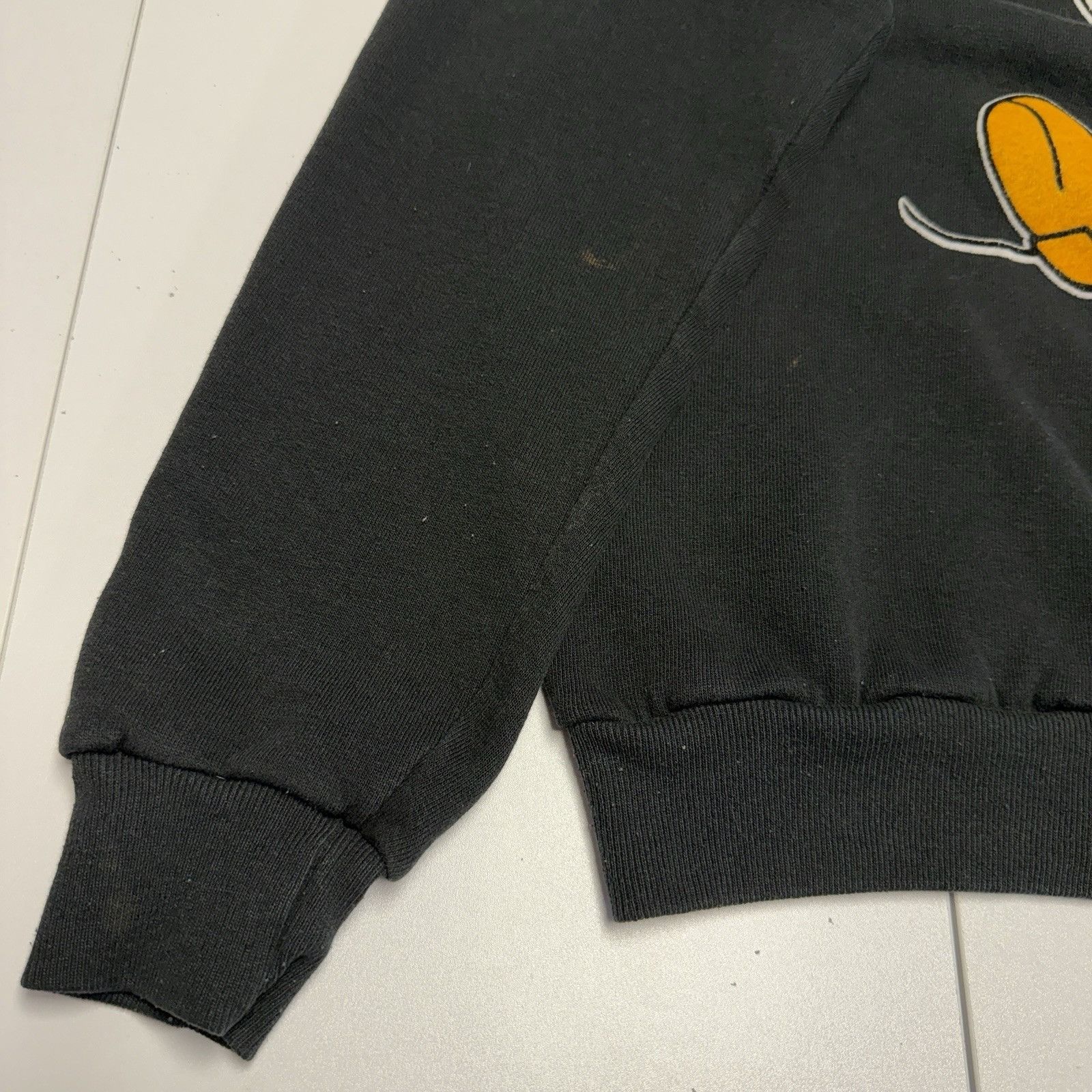 Disney Vintage 80s Disney Mickey Mouse Sweatshirt Mens Large Black Size US L / EU 52-54 / 3 - 7 Thumbnail
