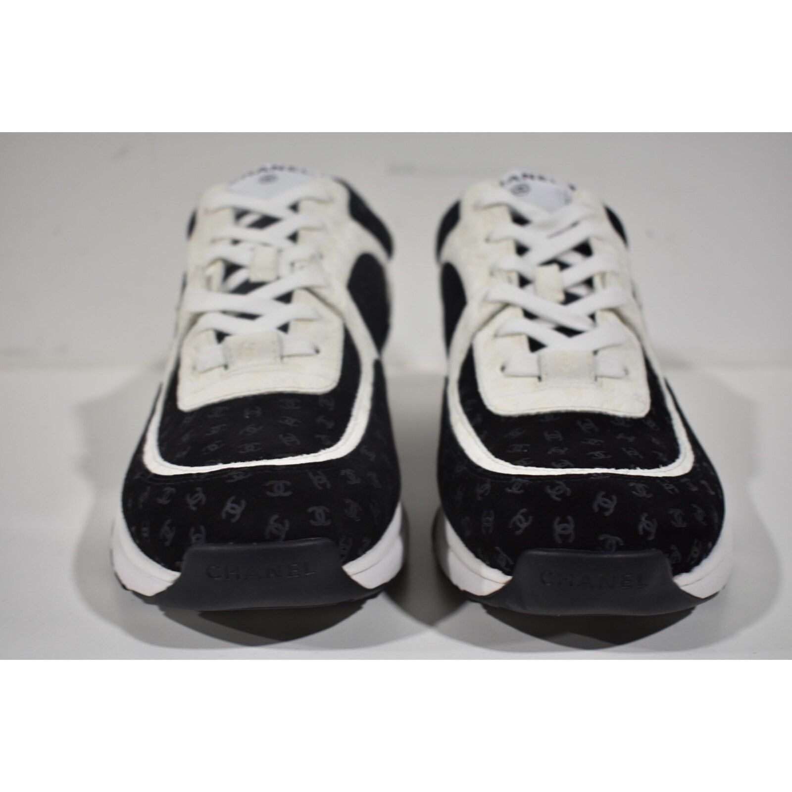 Chanel Chanel 22A Logo Low Top Lace Up Trainer Sneaker 45 12 Size US 12 / EU 45 - 6 Thumbnail