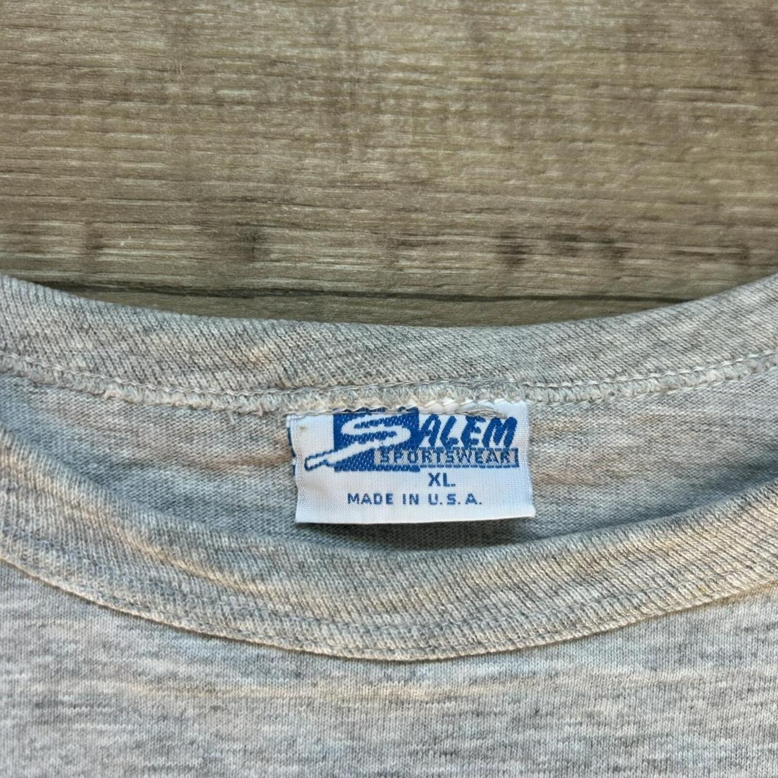 Salem Sportswear Vintage 90’s Miami Dolphins Football Helmet t shirt Salem XL Size US XL / EU 56 / 4 - 5 Thumbnail