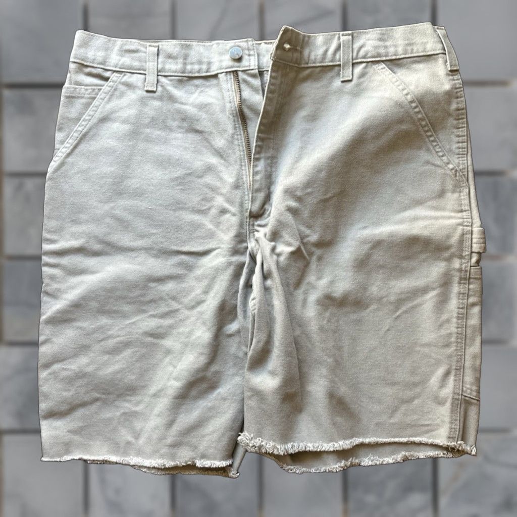 Carhartt VINTAGE Carhartt Shorts Beige Sand Solid 36 Cargo Relaxed Workwear Cut-Off Men’s Shorts Sand Beige Cargo 90s Grunge Outdoor Mens Size US 36 / EU 52 - 1 Thumbnail