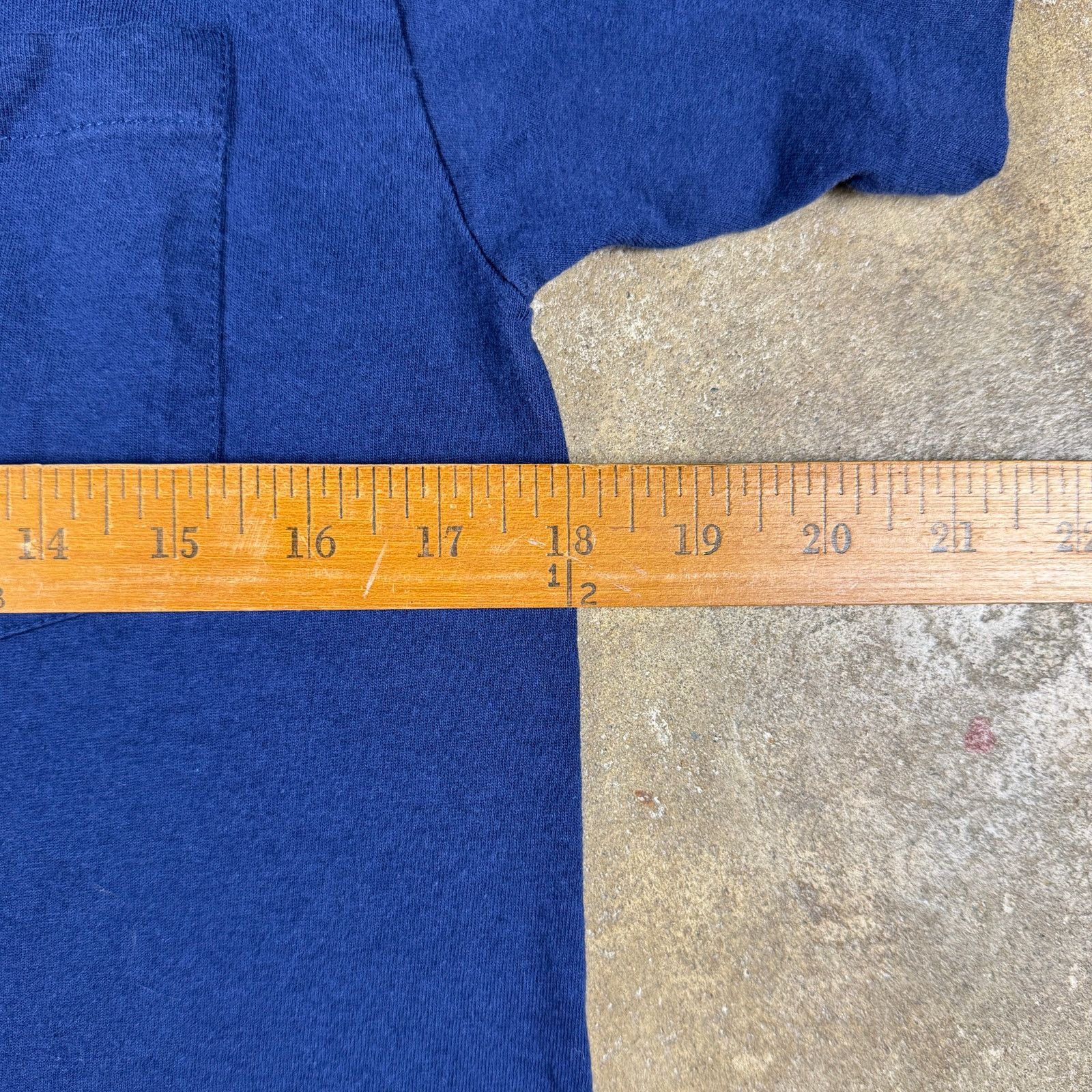 Hanes Vtg Hanes Navy Blue Pocket T-Shirt Men’s M 90s Single Stitch Size US M / EU 48-50 / 2 - 9 Thumbnail