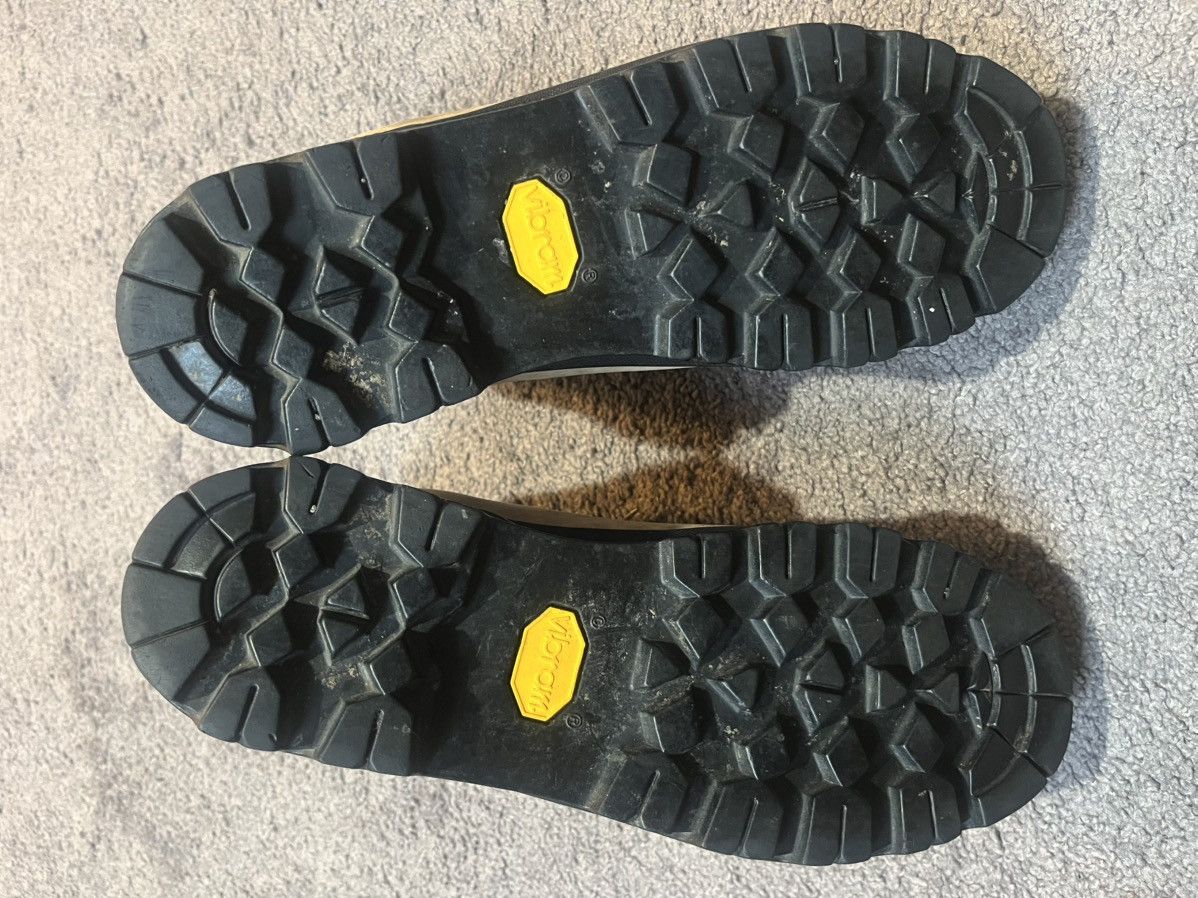 Kith × Timberland KITH Exclusive Timberland World Hiker OG - Gopher 2018 Size US 12 / EU 45 - 5 Thumbnail