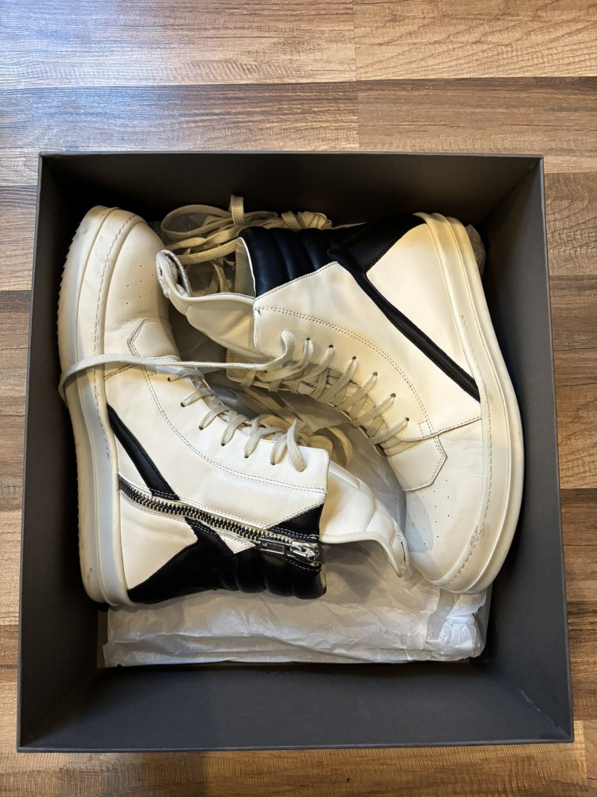 Rick Owens RICK OWENS GEOBASKET MILK/BLACK Size US 10.5 / EU 43-44 - 1 Thumbnail