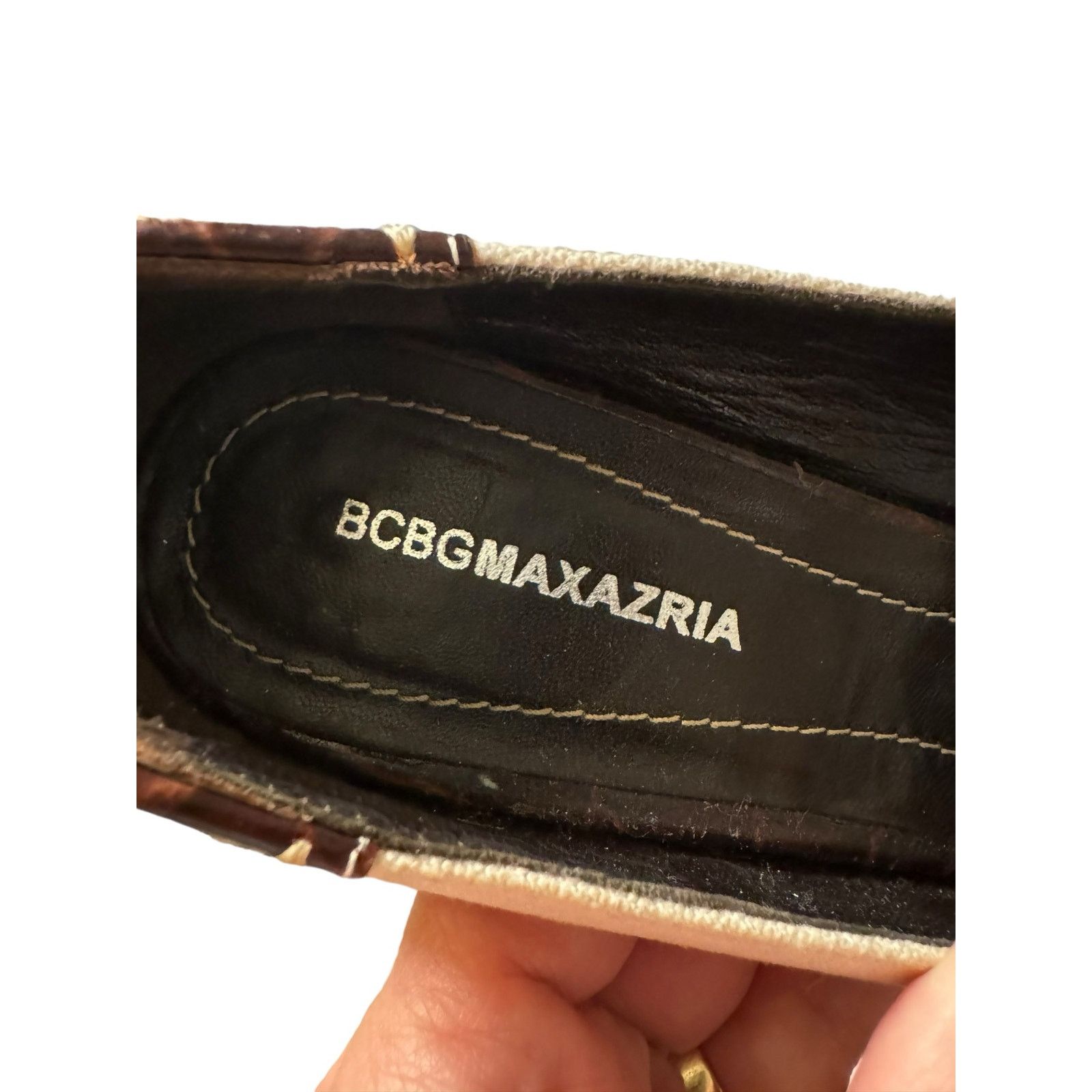 Bcbgmaxazria BCBGmaxazria Vintage Stiletto Pumps Cream Brown TINY FLAW Size US 7.5 / IT 37.5 - 10 Thumbnail