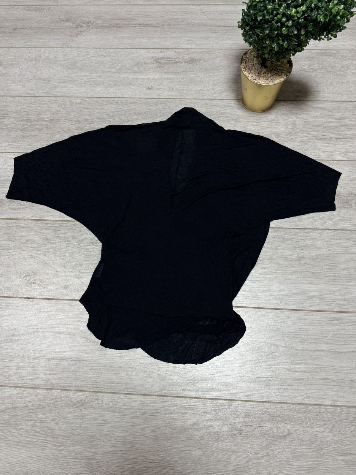 Helmut Lang Helmut Lang long sleeve blouse shirt asymmetric design Size M / US 6-8 / IT 42-44 - 5 Thumbnail