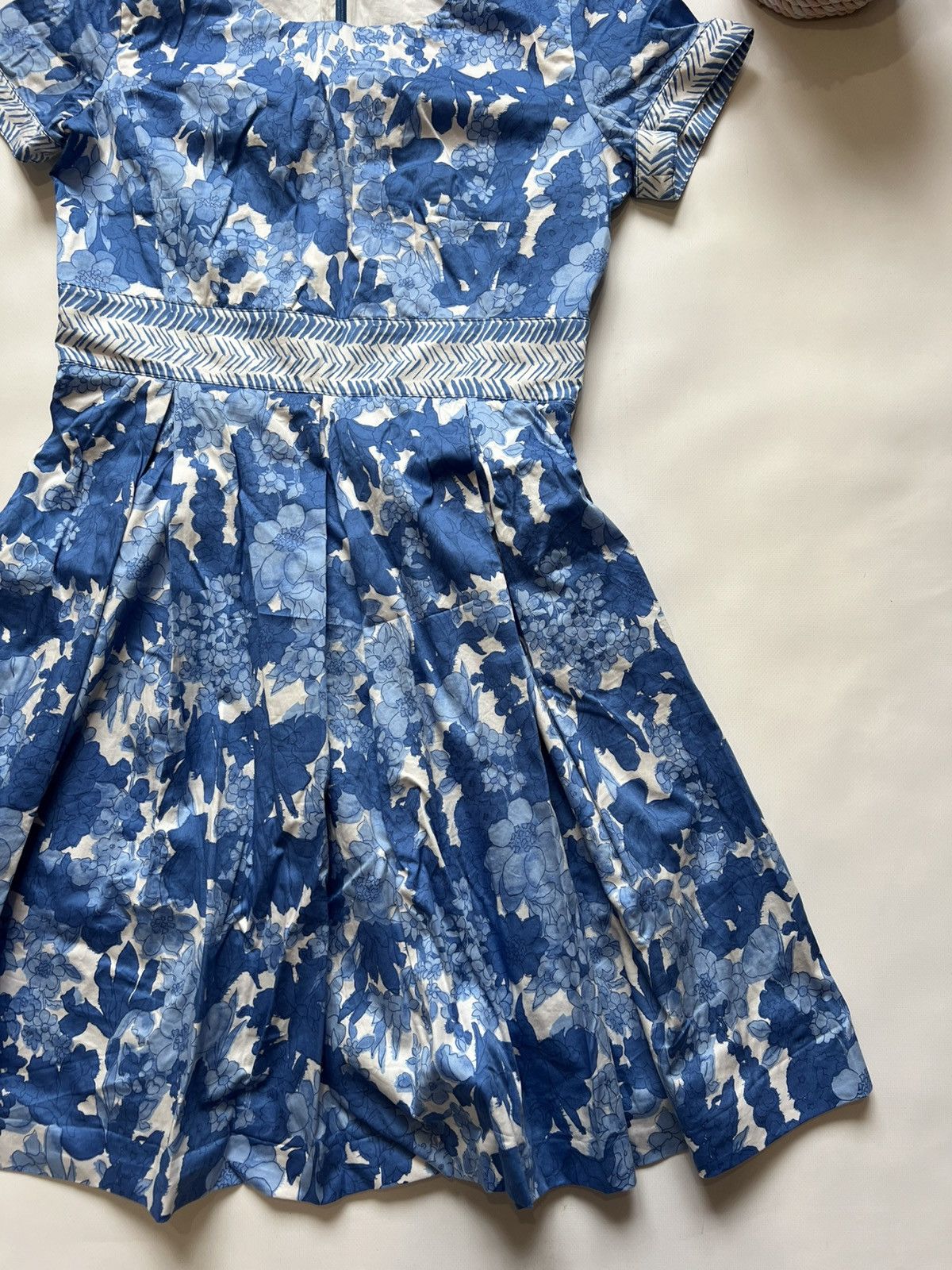 Weekend Max Mara Weekend Max Mara Floral Blue Dress Womens Size S / US 4 / IT 40 - 2 Thumbnail