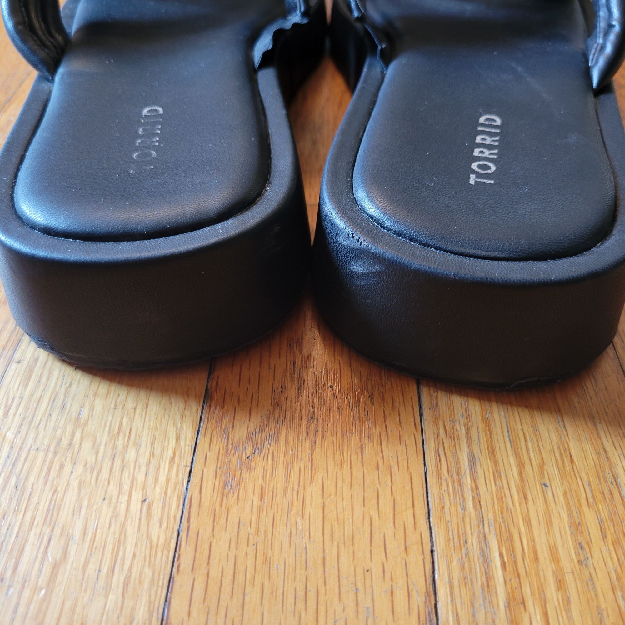 Torrid Torrid Black Crisscross Braided Slide Sandals 11.5 WW Platfo Size US 11.5 / IT 41.5 - 6 Thumbnail