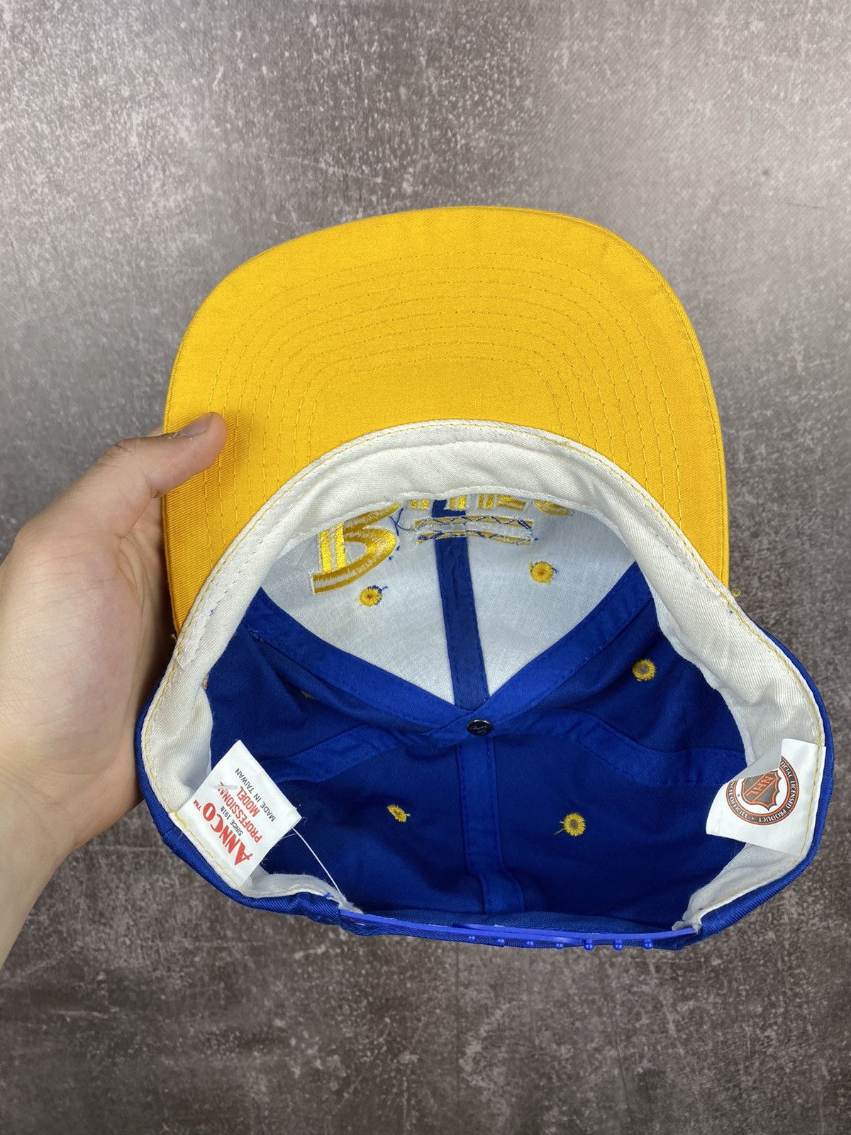 NHL × Sports Specialties × Vintage Vintage St Louis Blues Snapback Hat Size ONE SIZE - 5 Thumbnail