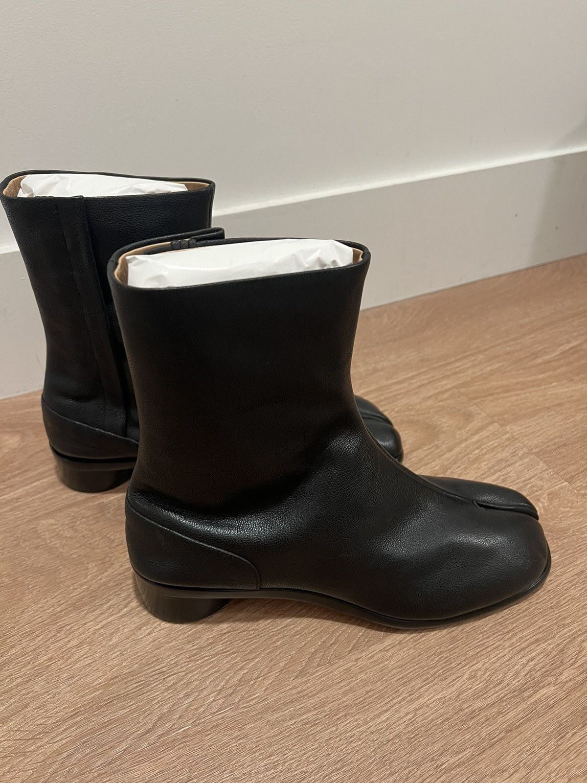 Maison Margiela Maison Margiela Tabi Boot Low Heel 42 Size US 9 / EU 42 - 8 Thumbnail