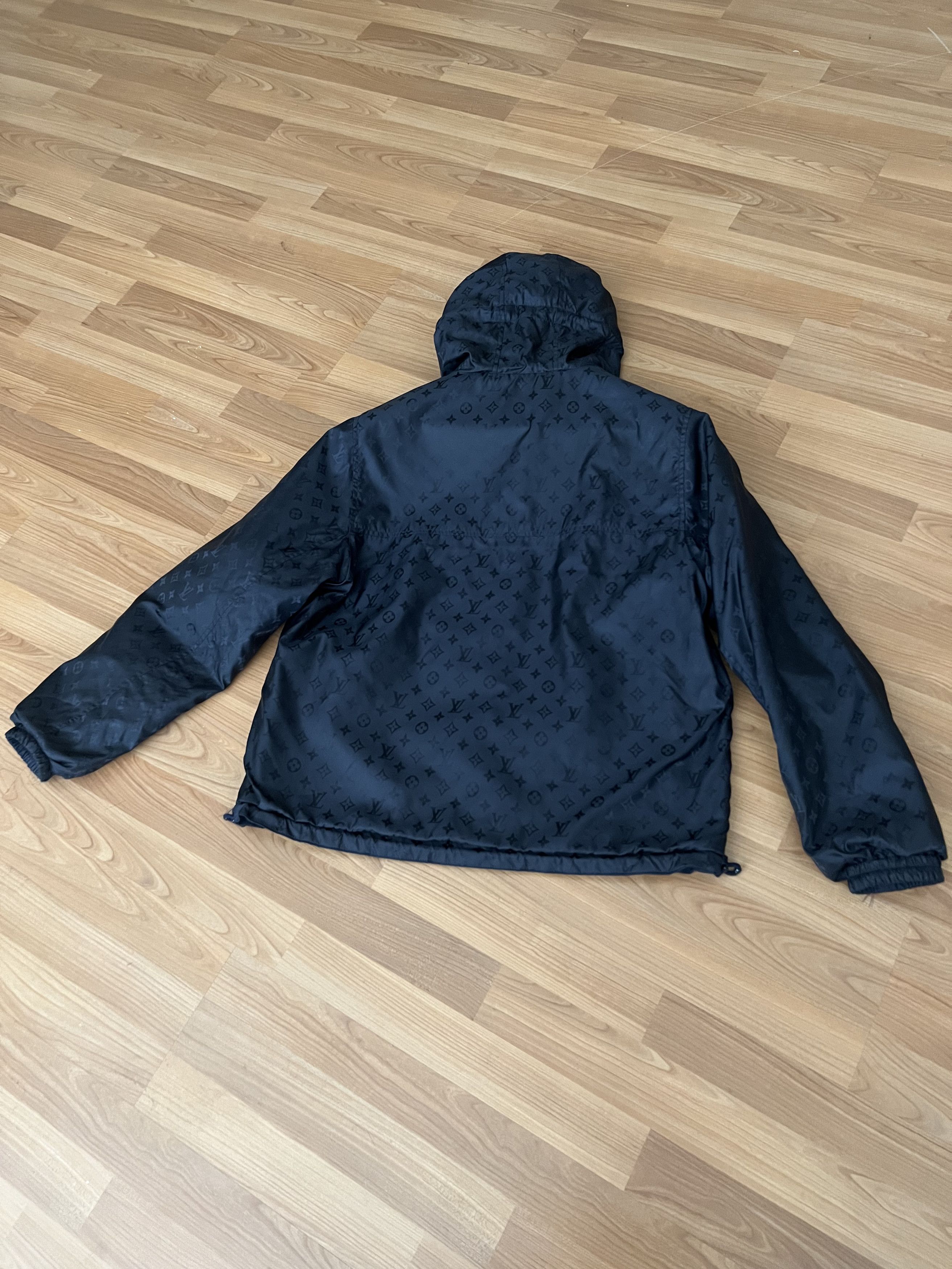 Louis Vuitton Mens Louis Vuitton Reversible Monogram Windbreaker Size US S / EU 44-46 / 1 - 4 Thumbnail