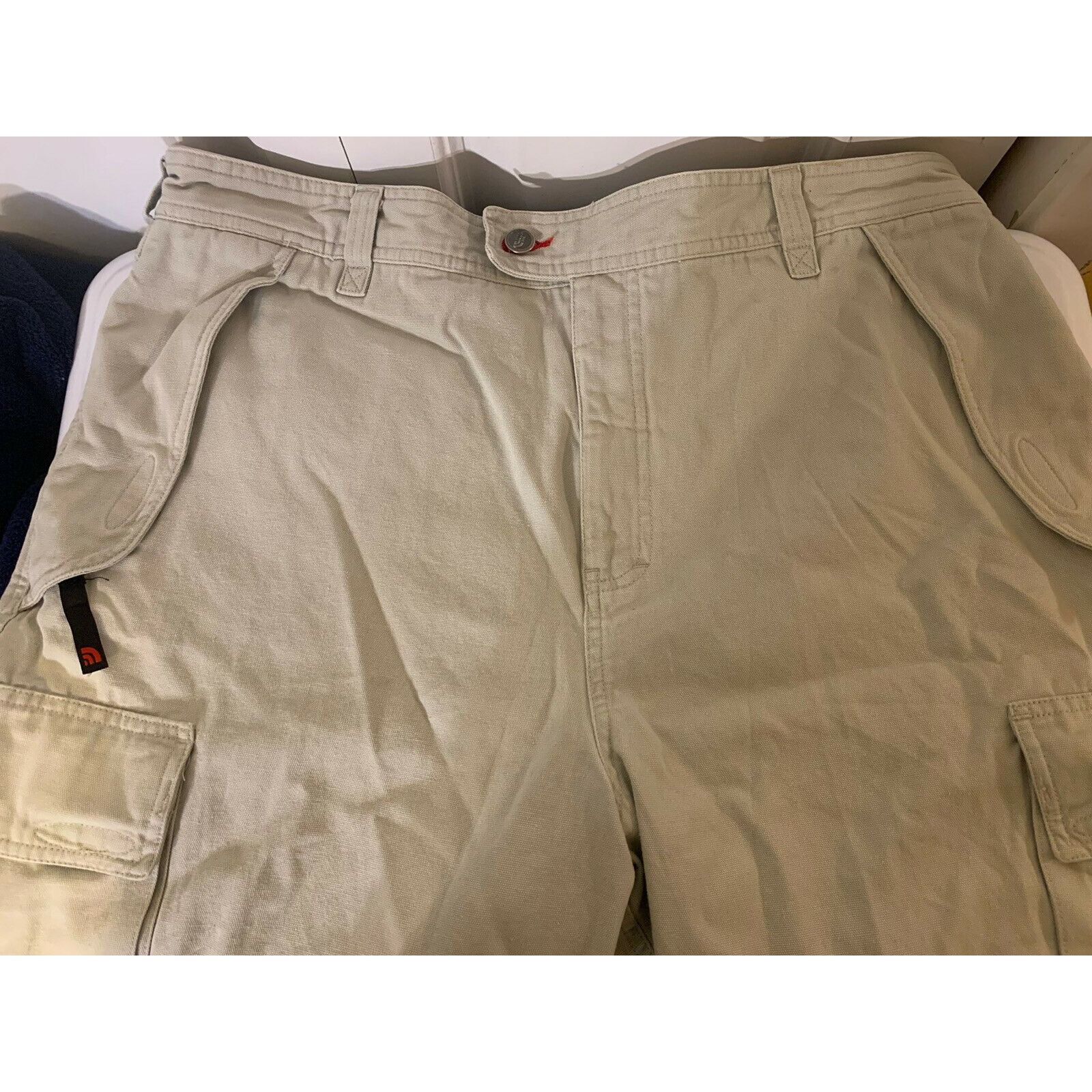 The North Face Vintage The North Face Cargo Shorts Men’s Sz 38 Cotton Beige Size US 38 / EU 54 - 5 Thumbnail