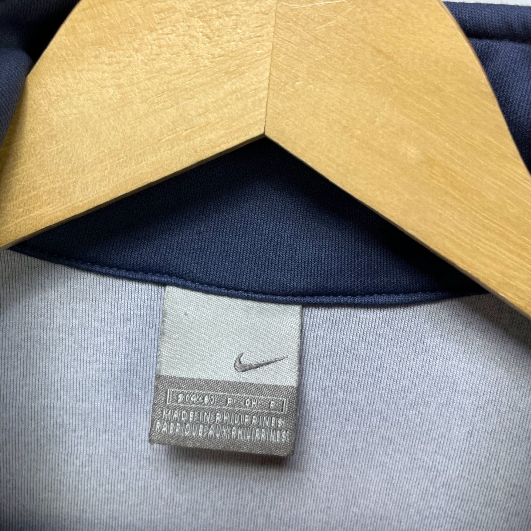 Nike VINTAGE Nike Y2K Swoosh Track Jacket Women’s Small Blue USA Size S / US 4 / IT 40 - 5 Thumbnail