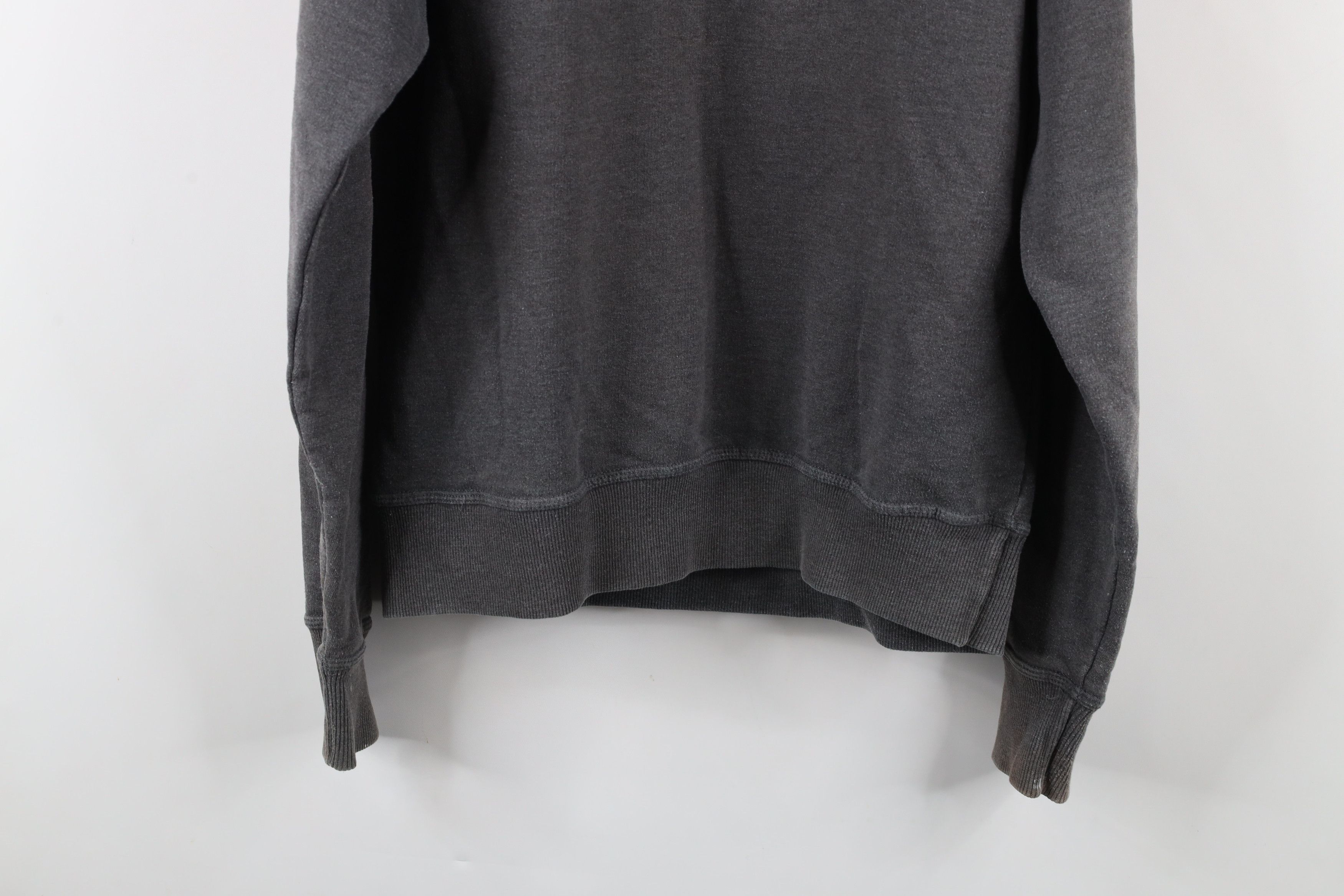 Champion × Vintage Vintage Champion Monochrome Crewneck Sweatshirt Gray Size US M / EU 48-50 / 2 - 15 Thumbnail