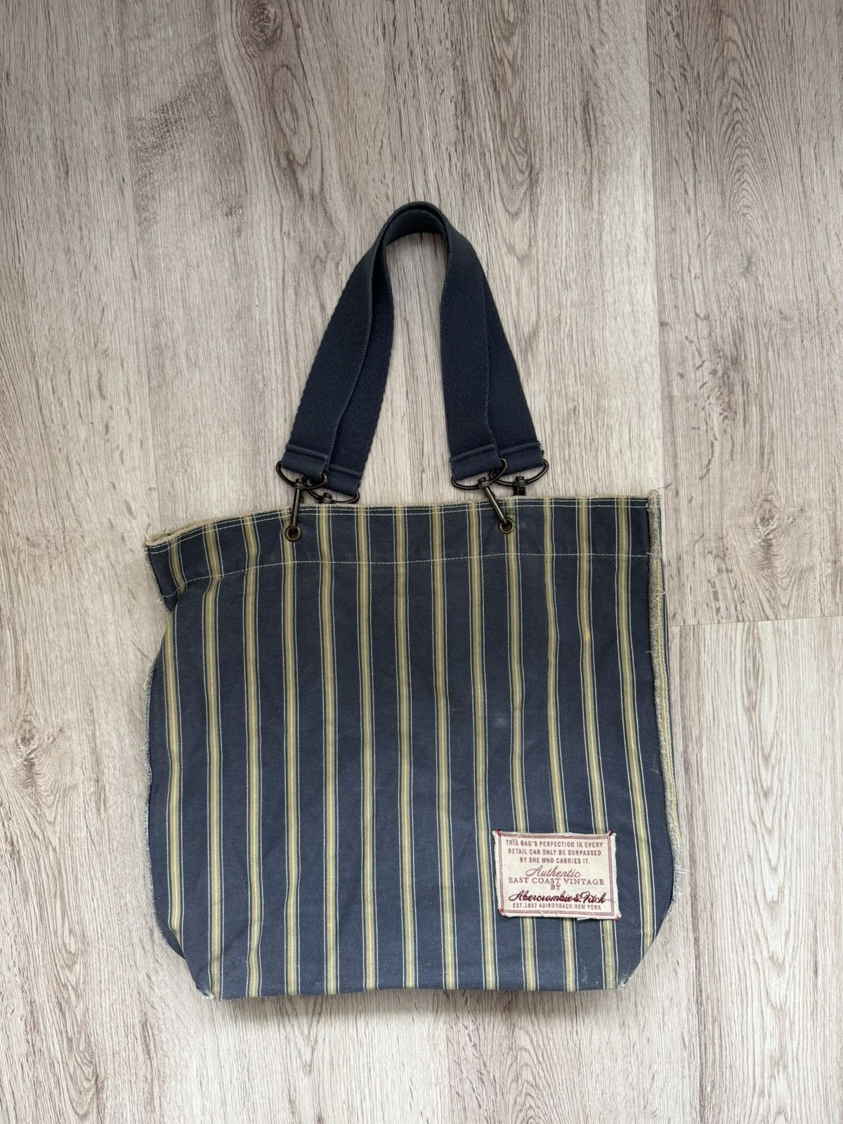 Abercrombie & Fitch Abercrombie & Fitch East Coast Vintage StripedTote Bag Size ONE SIZE - 1 Thumbnail