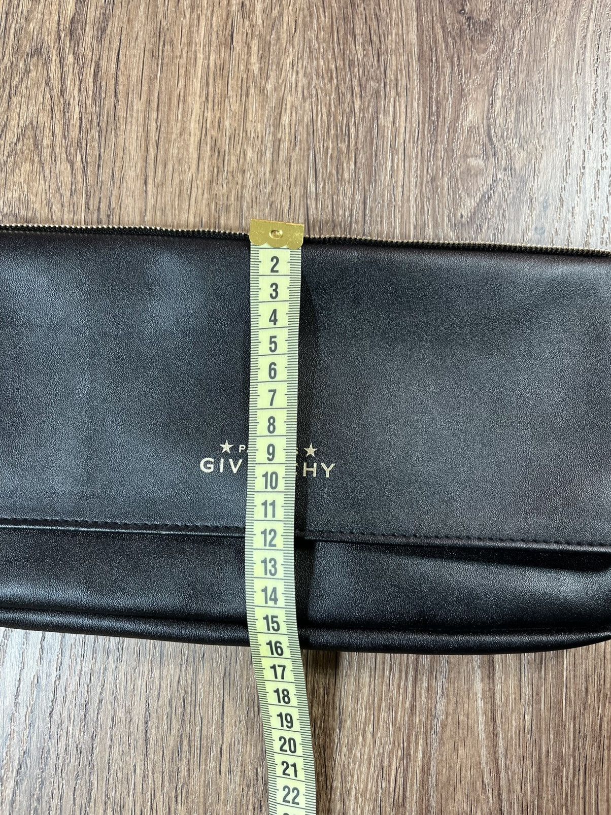 Givenchy × Vintage Givenchy Parfums Clutch Size ONE SIZE - 11 Thumbnail