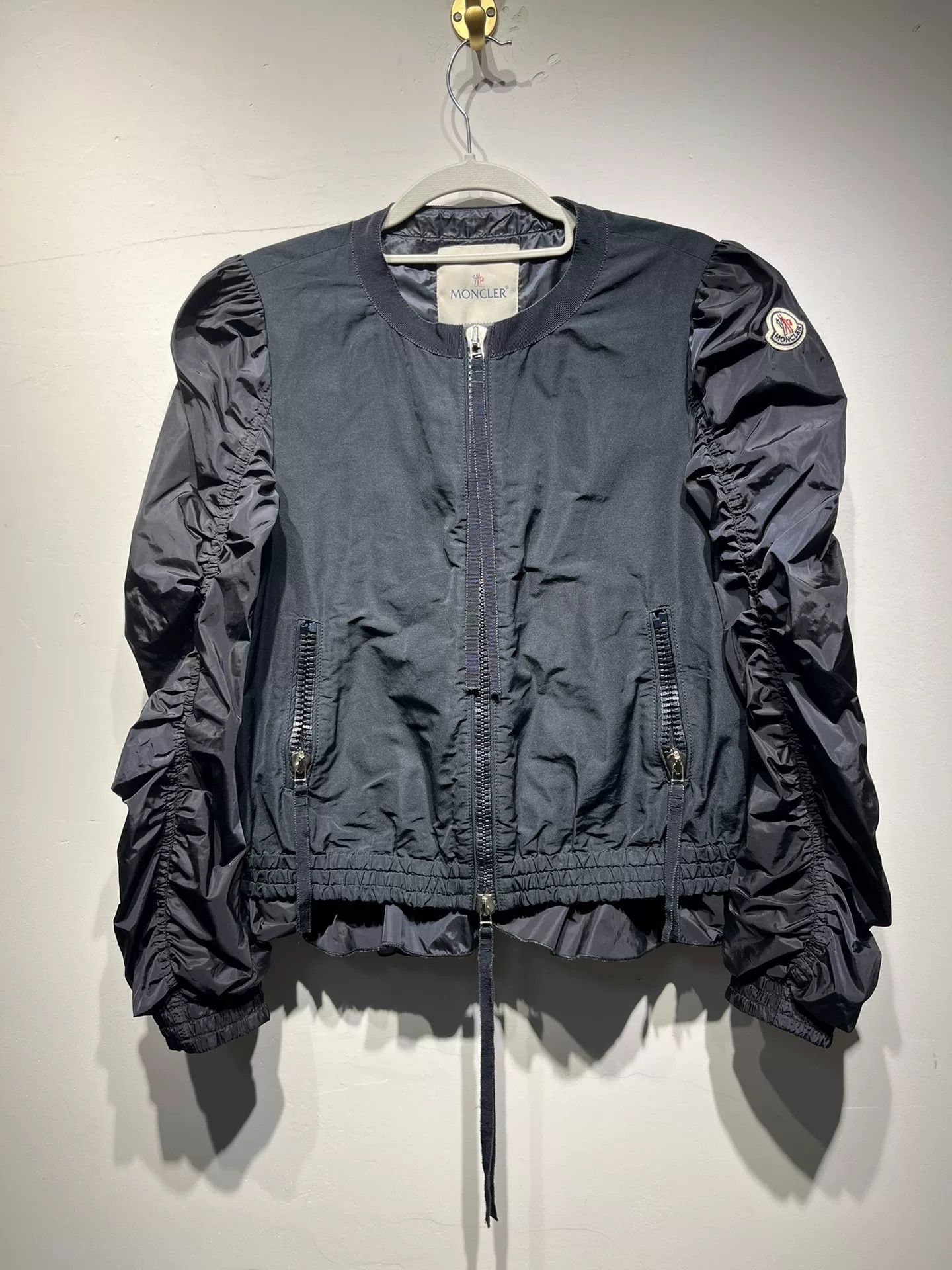 Moncler Moncler Down Black Down Jacket 1 Women Size XS / US 0-2 / IT 36-38 - 1 Thumbnail