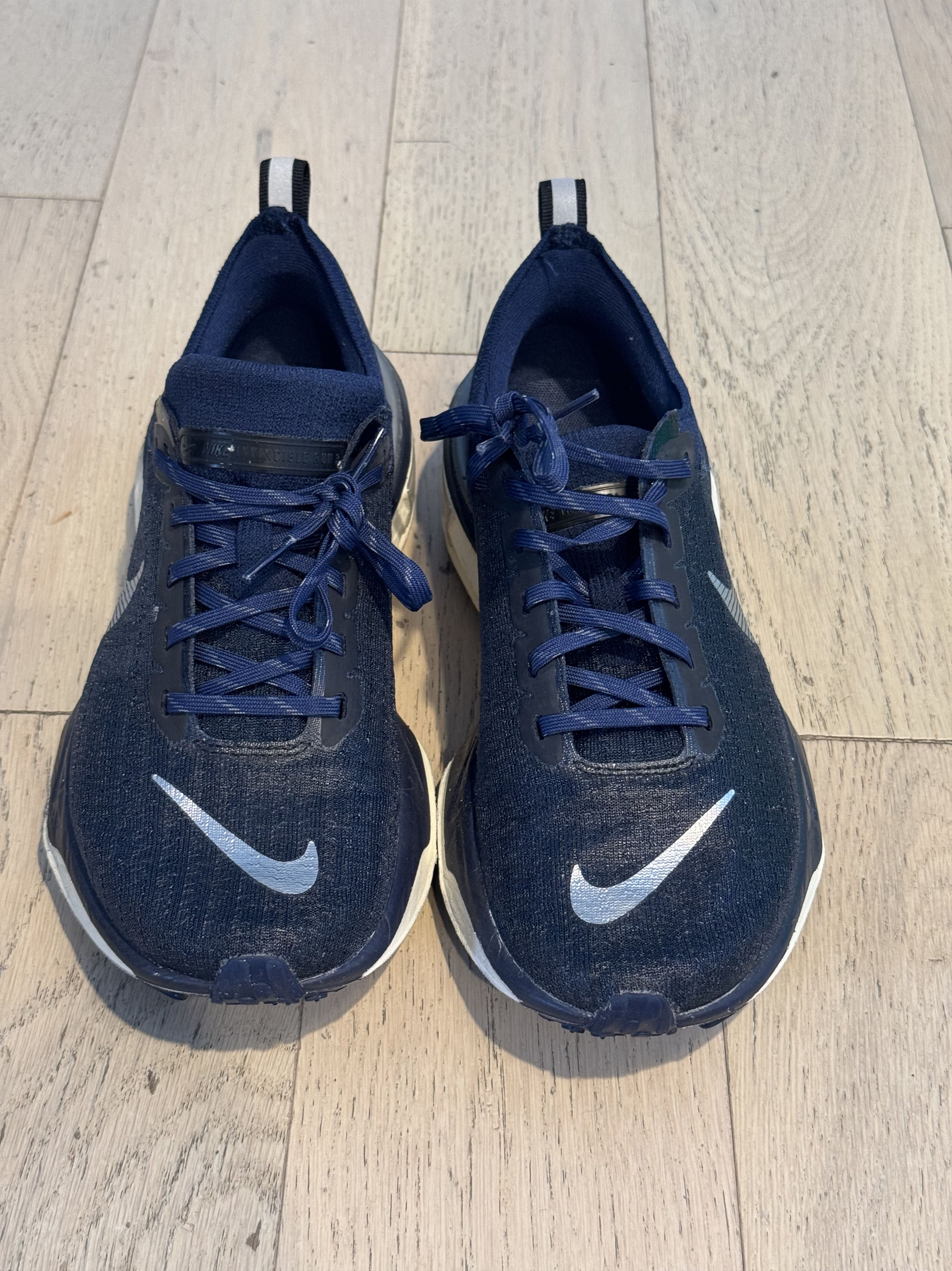 Nike Nike Invincible 3 Size US 8 / EU 41 - 2 Thumbnail