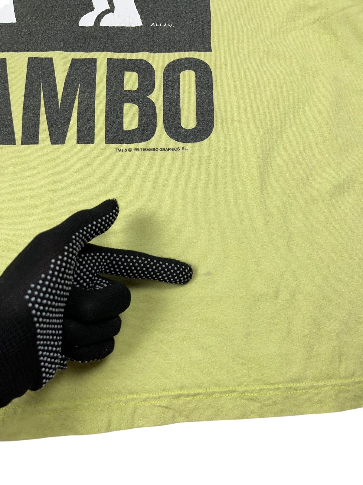 Mambo Vintage 1994 Mambo Farting Dog Made in Australia T-shirt Size US L / EU 52-54 / 3 - 9 Thumbnail