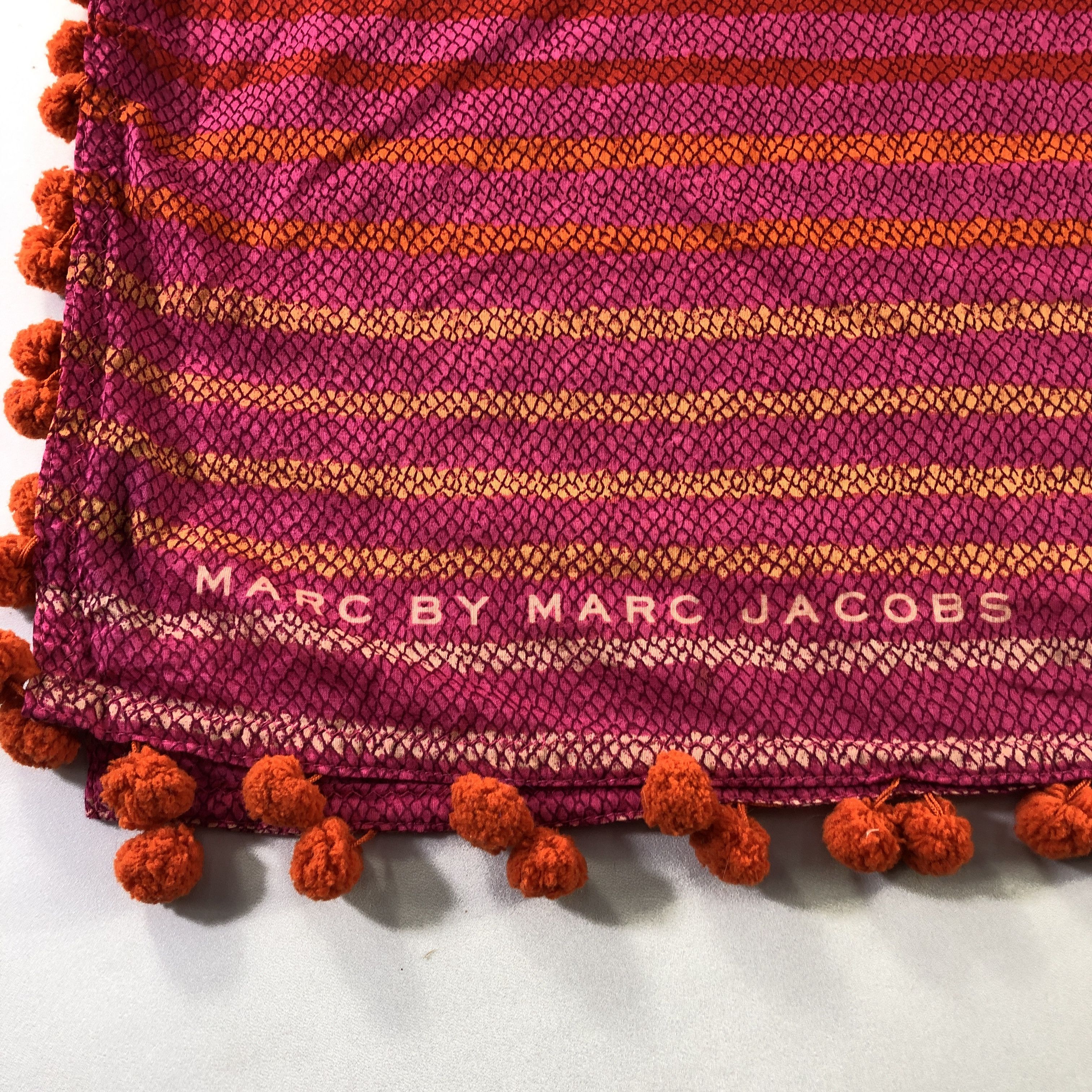Marc Jacobs Marc Jacobs Oversized Cotton Scarf Muffler Wrap V2963 Size ONE SIZE - 4 Thumbnail