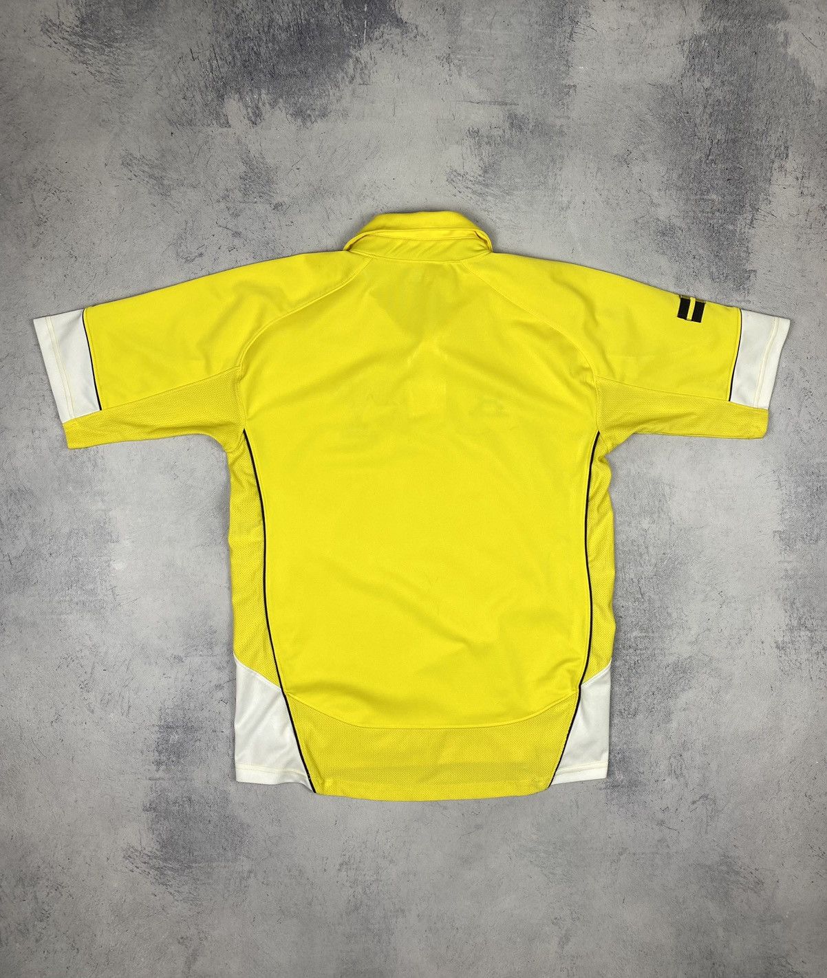 Under Armour Wales Rugby Union Shirt Jersey Under Armour Yellow T Shirt Size US M / EU 48-50 / 2 - 9 Thumbnail