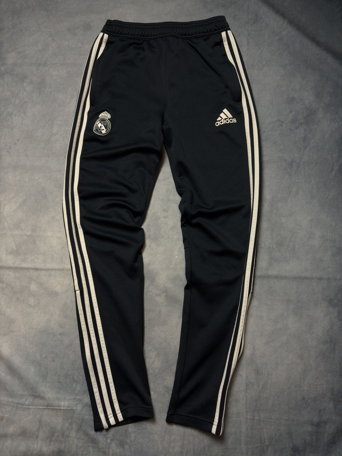 Adidas × Vintage Adidas Real Madrid Track Pants 2018 – Black – (Fits XS) Size US 27 - 1 Thumbnail