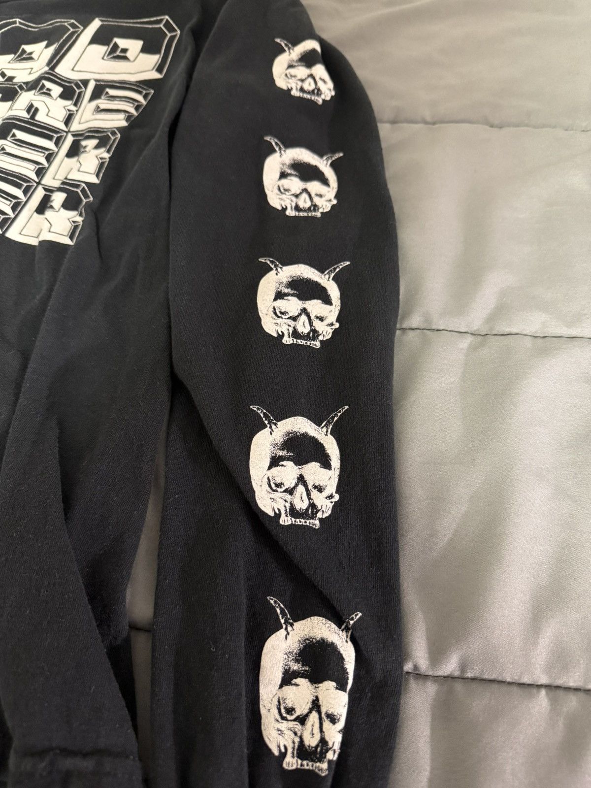 Undercover Undercover Mad Store Skull Long Sleeve Size US M / EU 48-50 / 2 - 3 Thumbnail