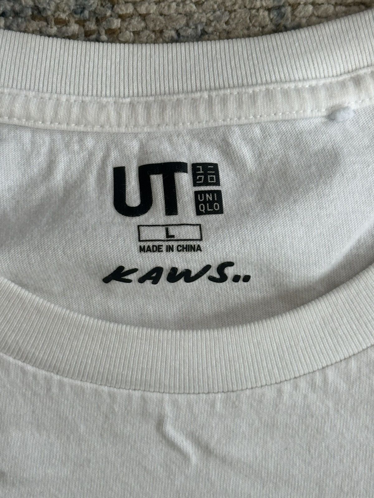 Kaws Kaws x Uniqlo clean slate tee white Size US L / EU 52-54 / 3 - 2 Thumbnail