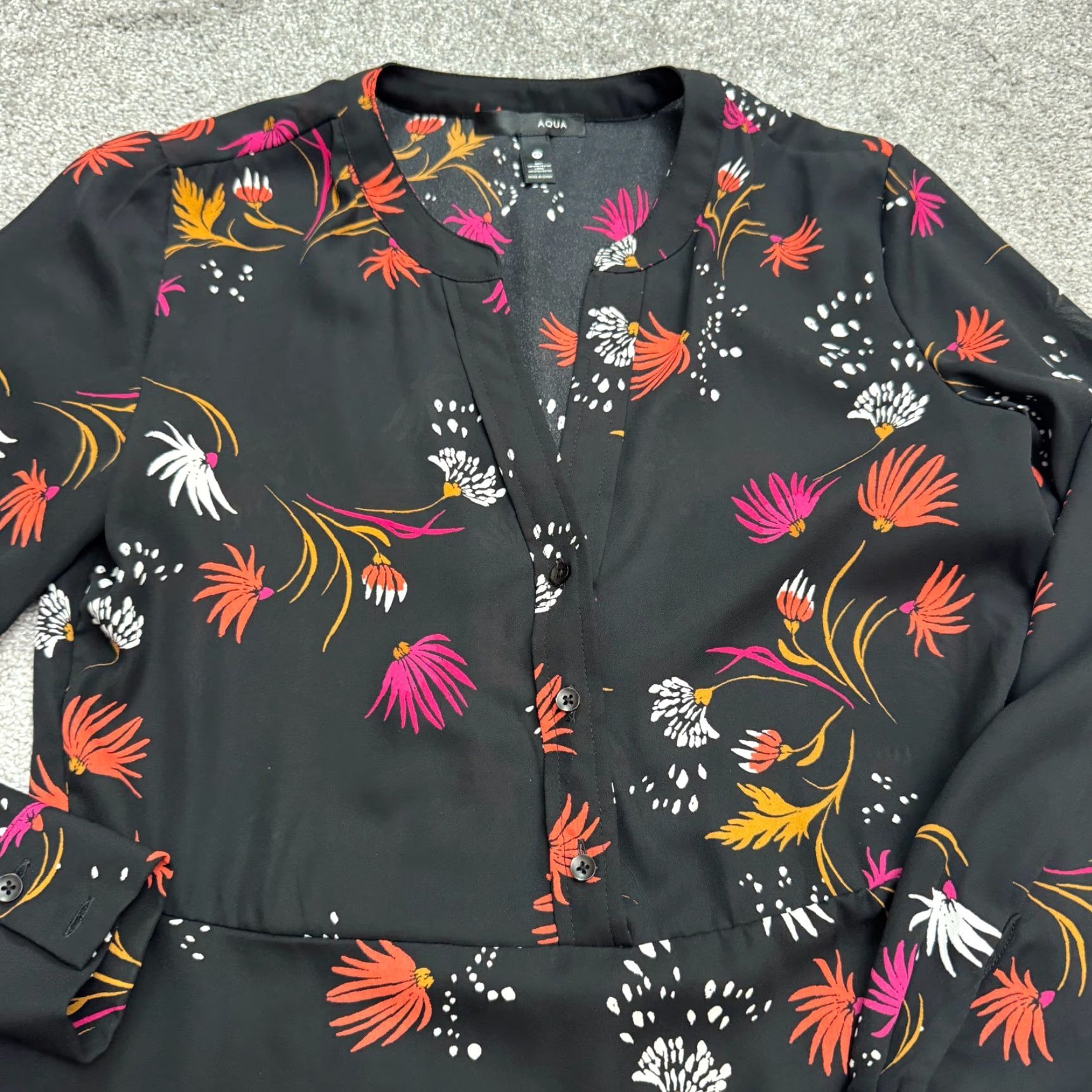 AQUA Aqua Long Sleeve Floral Ruffle Mini Dress Womens XS Black Button Up V-Neck Casual Size XS / US 0-2 / IT 36-38 - 4 Thumbnail