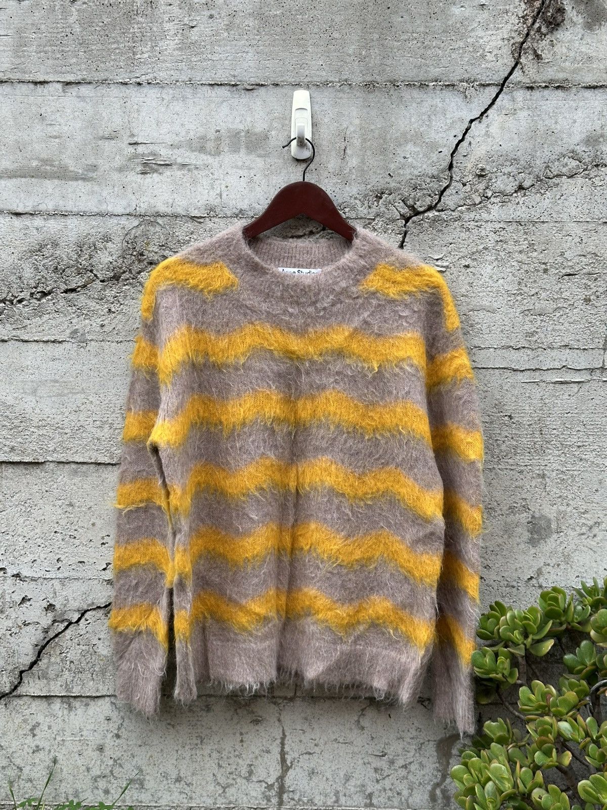 Acne Studios RARE GRAIL Acne Studios fuzzy mohair sweater Size US L / EU 52-54 / 3 - 4 Thumbnail