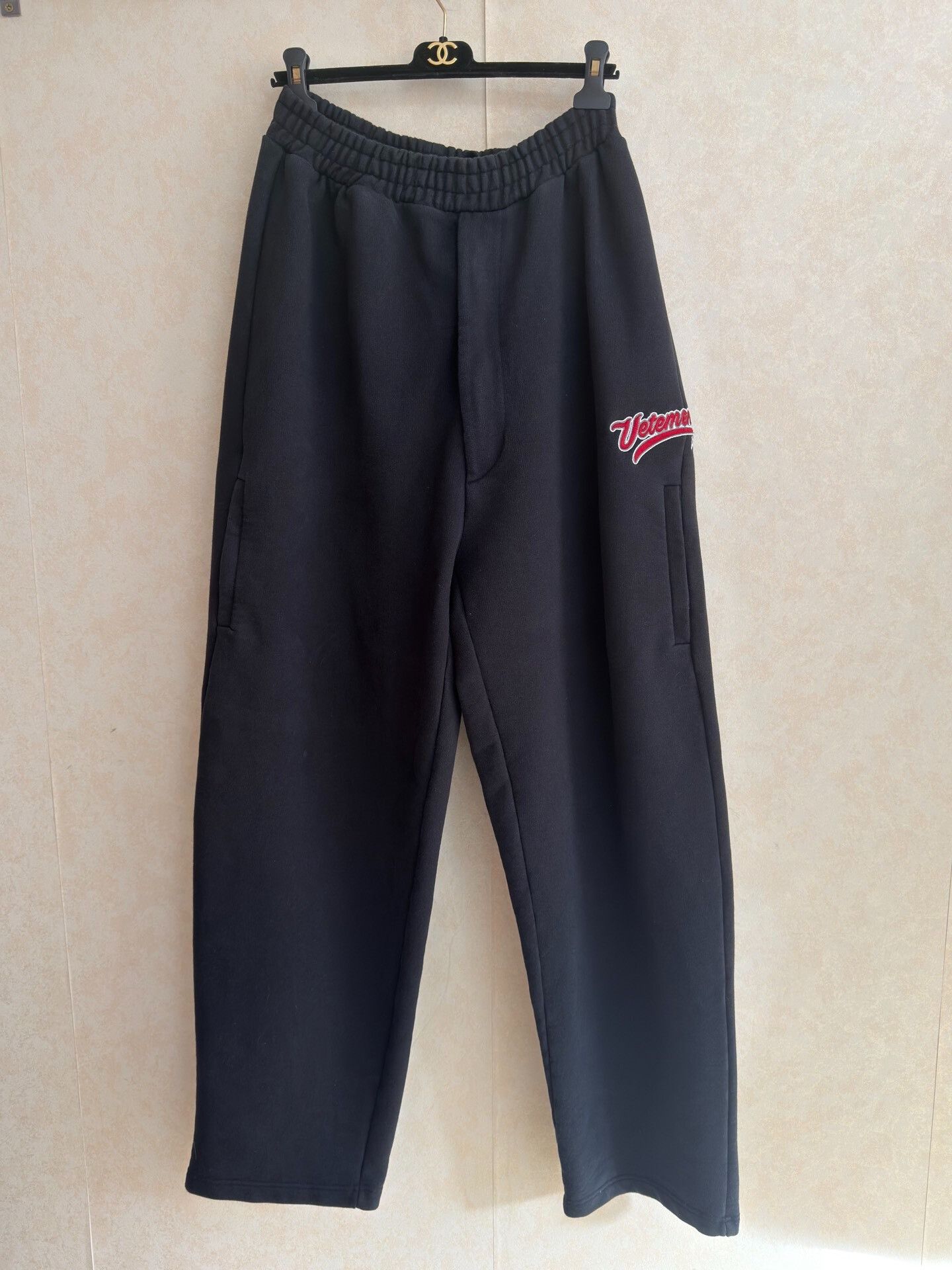 Vetements Vetements Yankees Embroidered Black Wide-Leg Pants Size US 31 - 1 Thumbnail