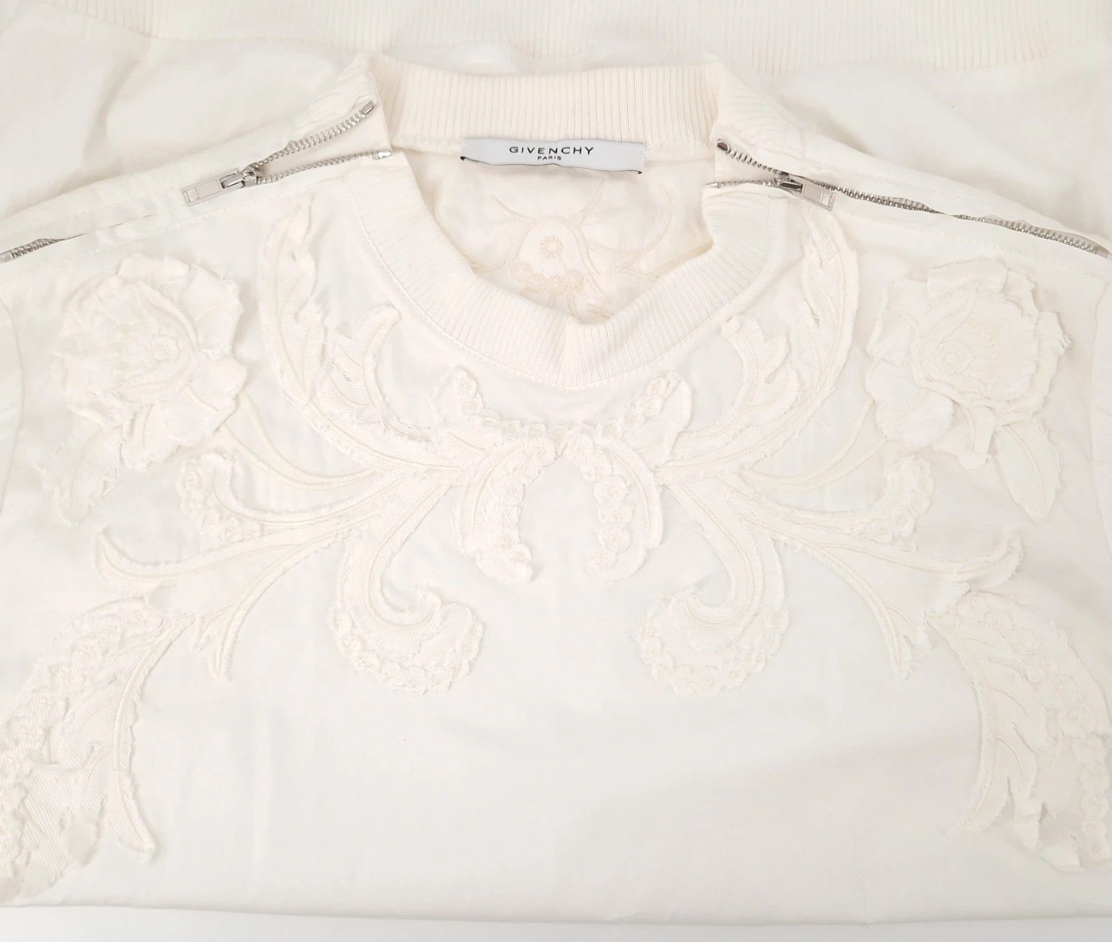 Givenchy Givenchy Sweatshirt Floral Embroidery Size S / US 4 / IT 40 - 8 Thumbnail