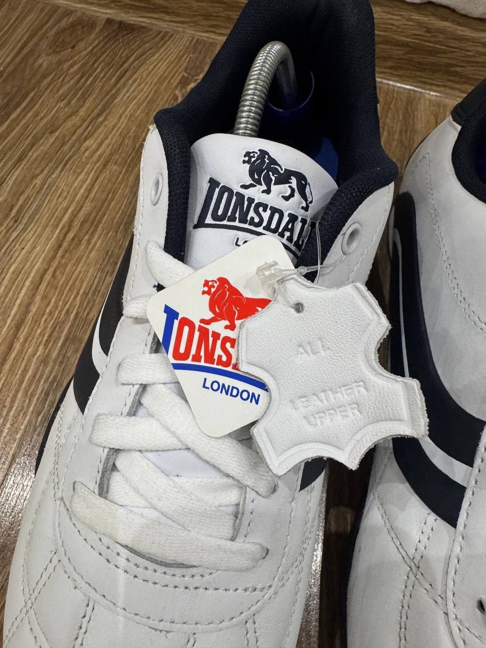 Vintage Lonsdale London Vintage Y2K Low Top Leather Shoes Size US 10 / EU 43 - 2 Thumbnail
