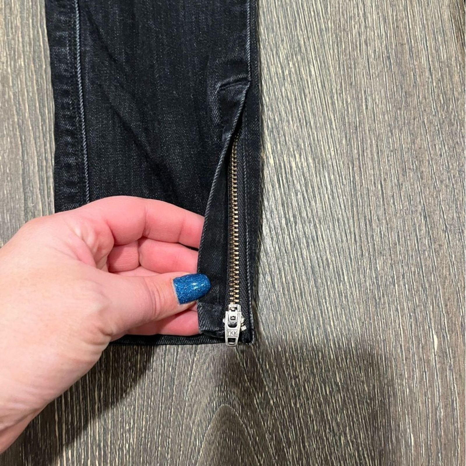 Vince Vince Skinny Jeans Mid Rise Zip Hem Denim Cotton Blend Sz 27 Size 27" / US 4 / IT 40 - 4 Thumbnail