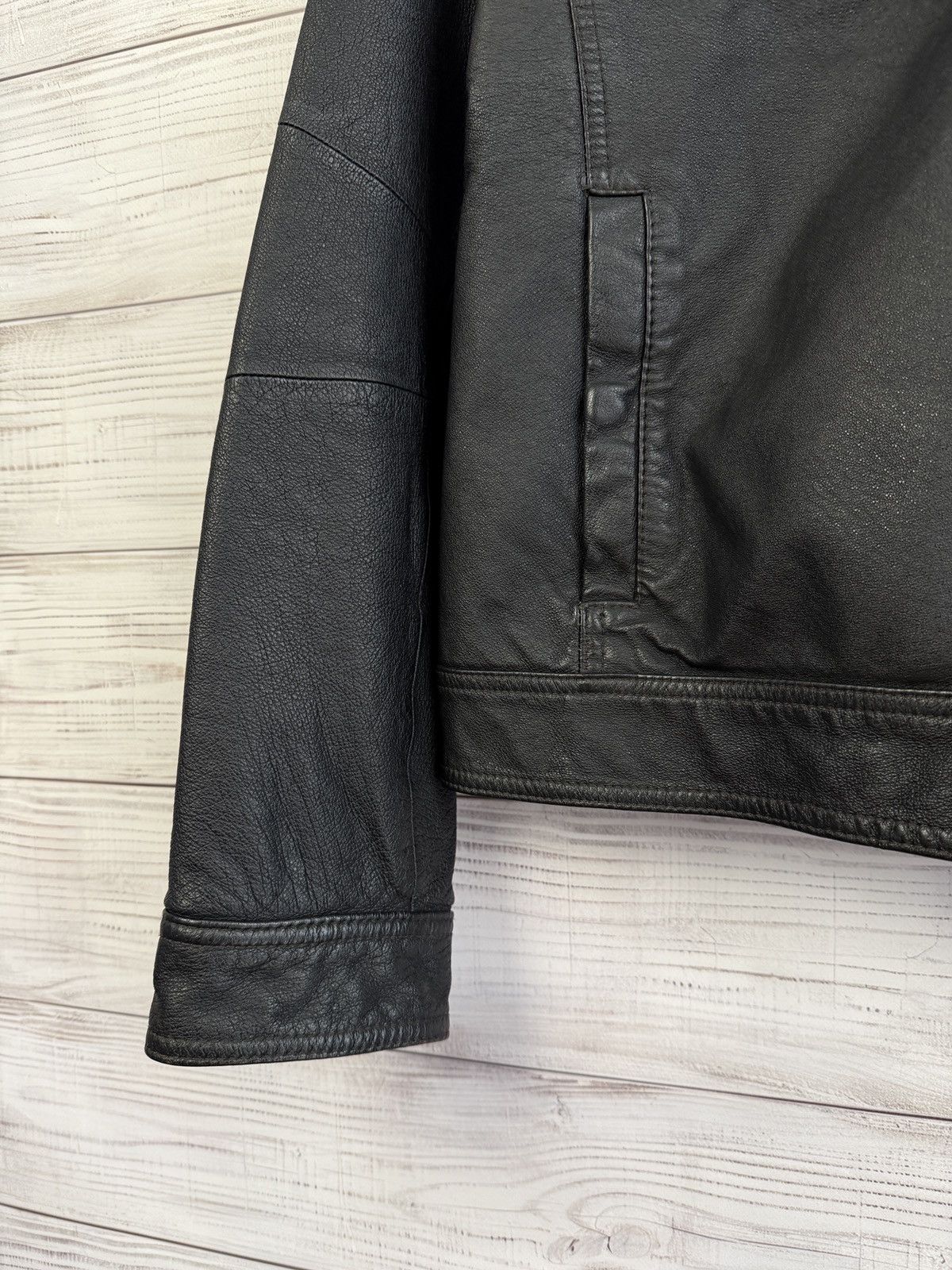 Armani Armani Jeans Leather Jacket Size US L / EU 52-54 / 3 - 4 Thumbnail