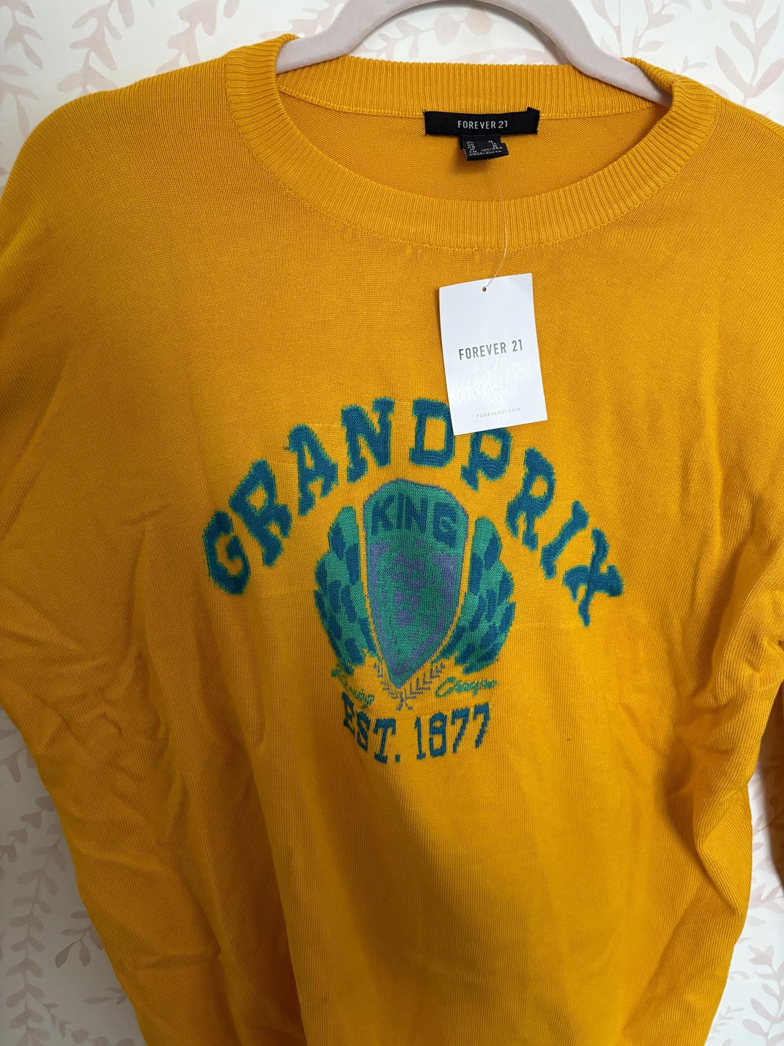 Forever 21 NWT Forever 21 Grand Prix Graphic Sweater - Mustard Yellow Size M / US 6-8 / IT 42-44 - 2 Thumbnail