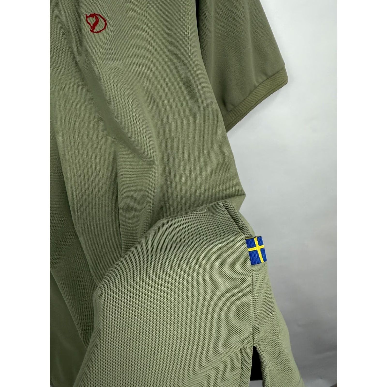 Olive Fjallraven Outdoor Polo Shirt Rare Retro Hype Y2K olive color size XL regular Size US XL / EU 56 / 4 - 7 Thumbnail