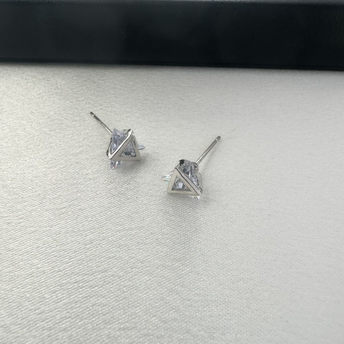 Designer 8mm Geometric Triangle CZ Stud Earrings for Men Women Size ONE SIZE - 3 Thumbnail