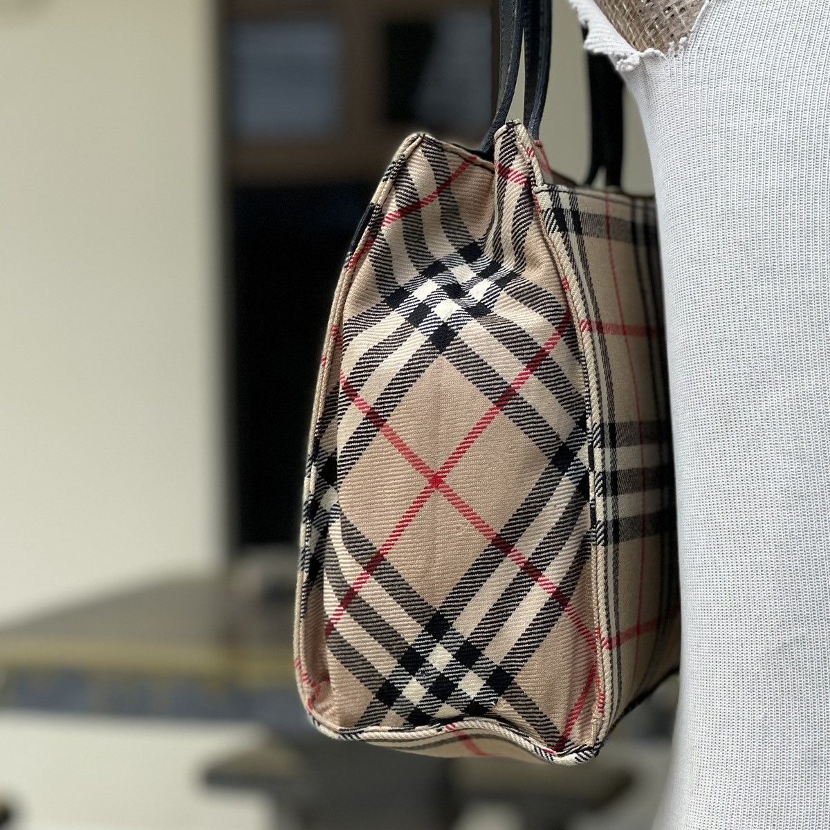 Burberry × Japanese Brand × Vintage ❗️ RARE Burberry Blue Label Nova Check Small Tote Size ONE SIZE - 4 Thumbnail