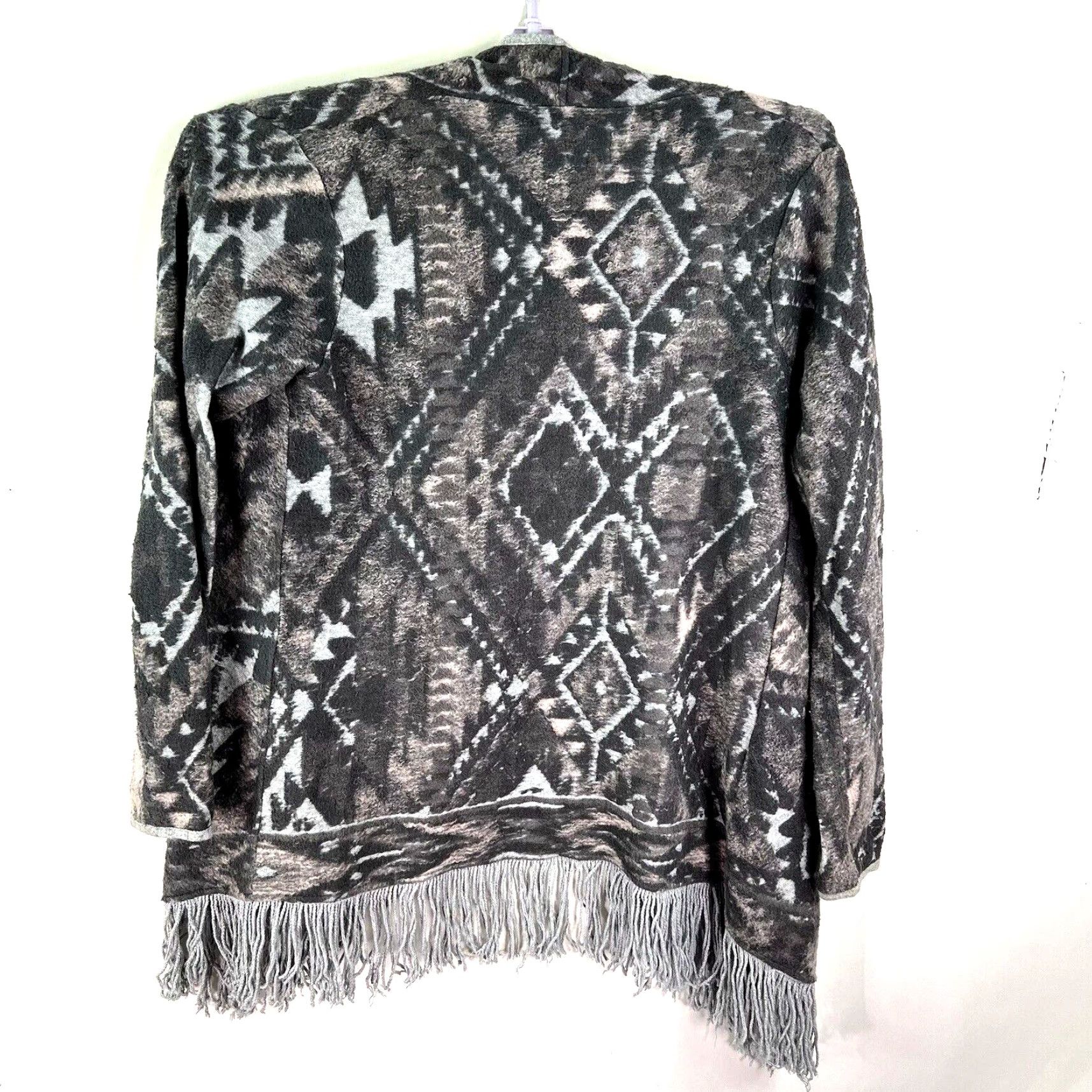Lucky Brand Lucky Brand Cardigan Shirt Womens M Gray Open Fringe Geometric Southwest Bohemian Aztec Western 90s? (Note: exclude new info) Size M / US 6-8 / IT 42-44 - 7 Thumbnail
